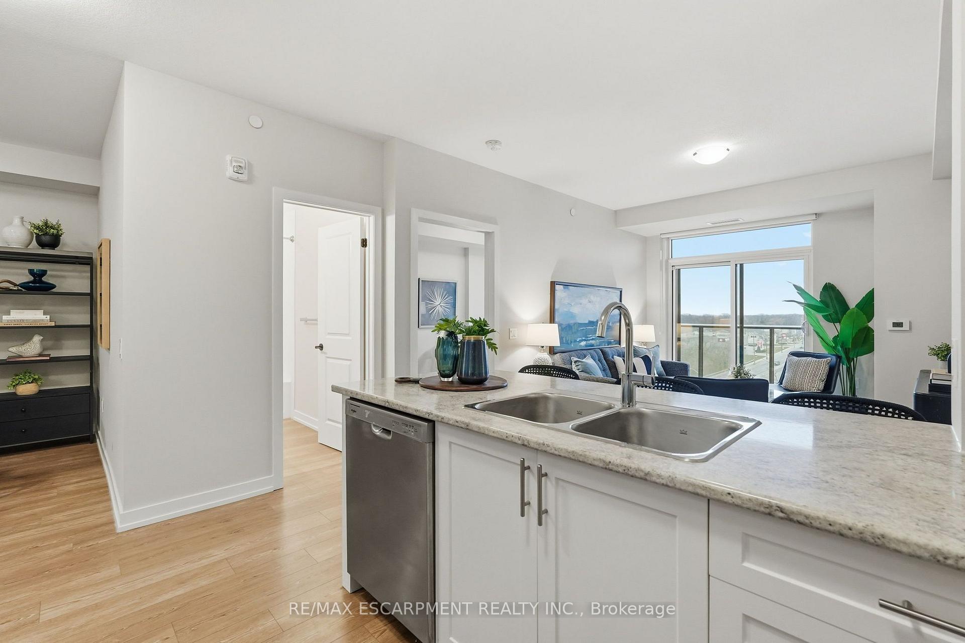 Photo 13 of Unit 416, 870 Queenston Road, Hamilton, Stoney Creek — HOMEH