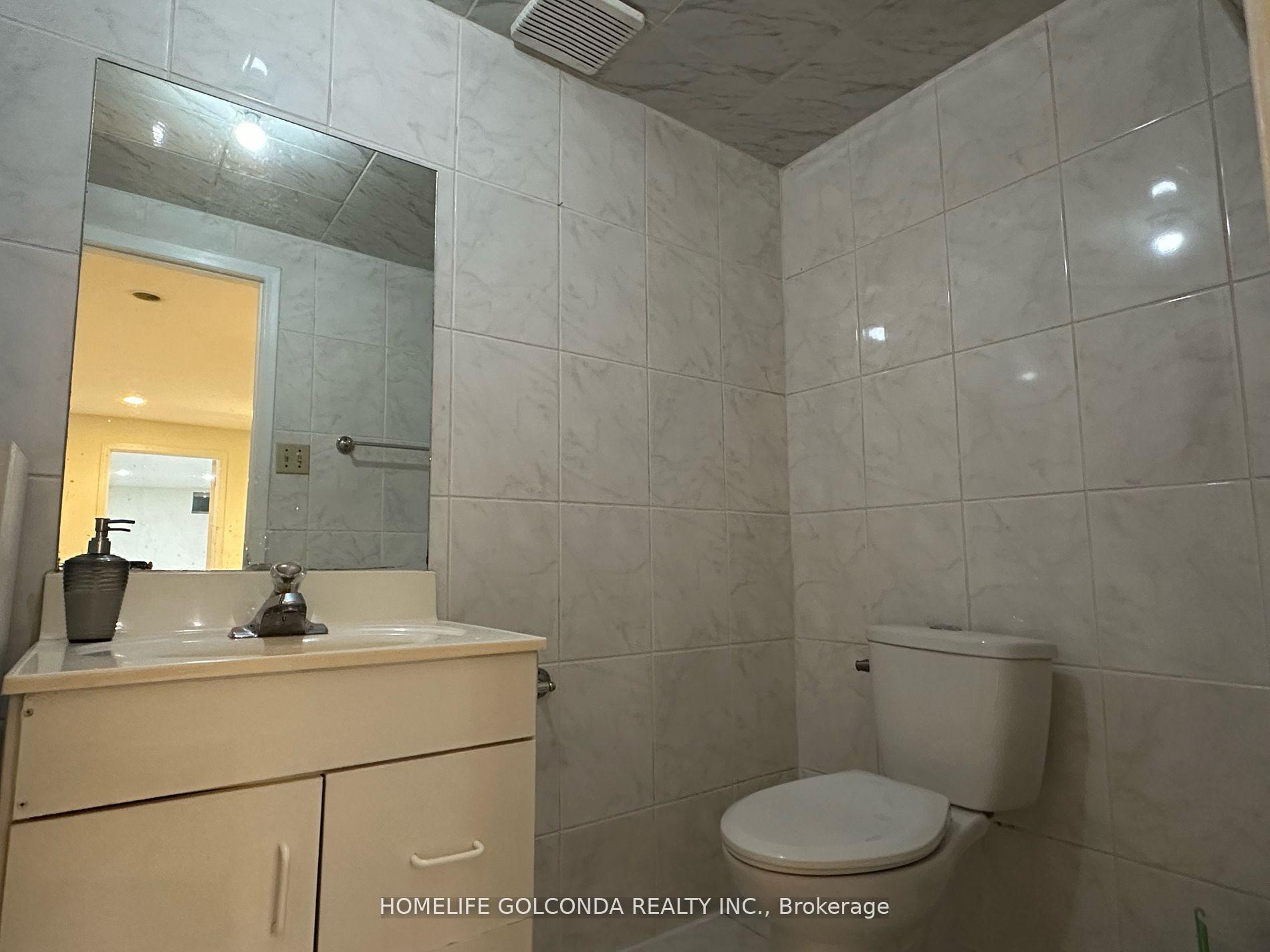 Photo 3 of 37 Halder Crescent, Markham, Milliken Mills East — HOMEH