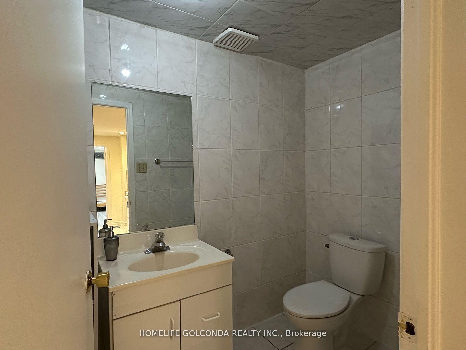 Photo 4 of 37 Halder Crescent, Markham, Milliken Mills East — HOMEH