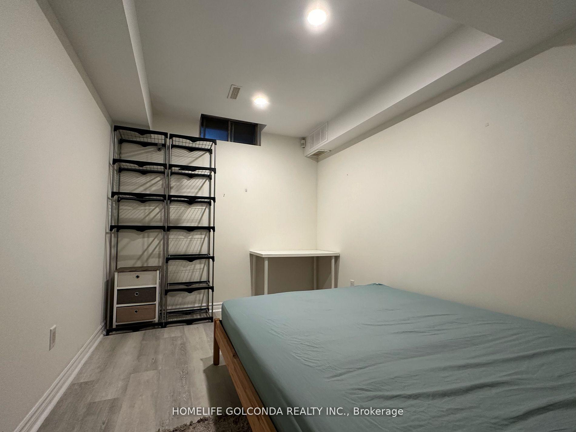 Photo 6 of 37 Halder Crescent, Markham, Milliken Mills East — HOMEH