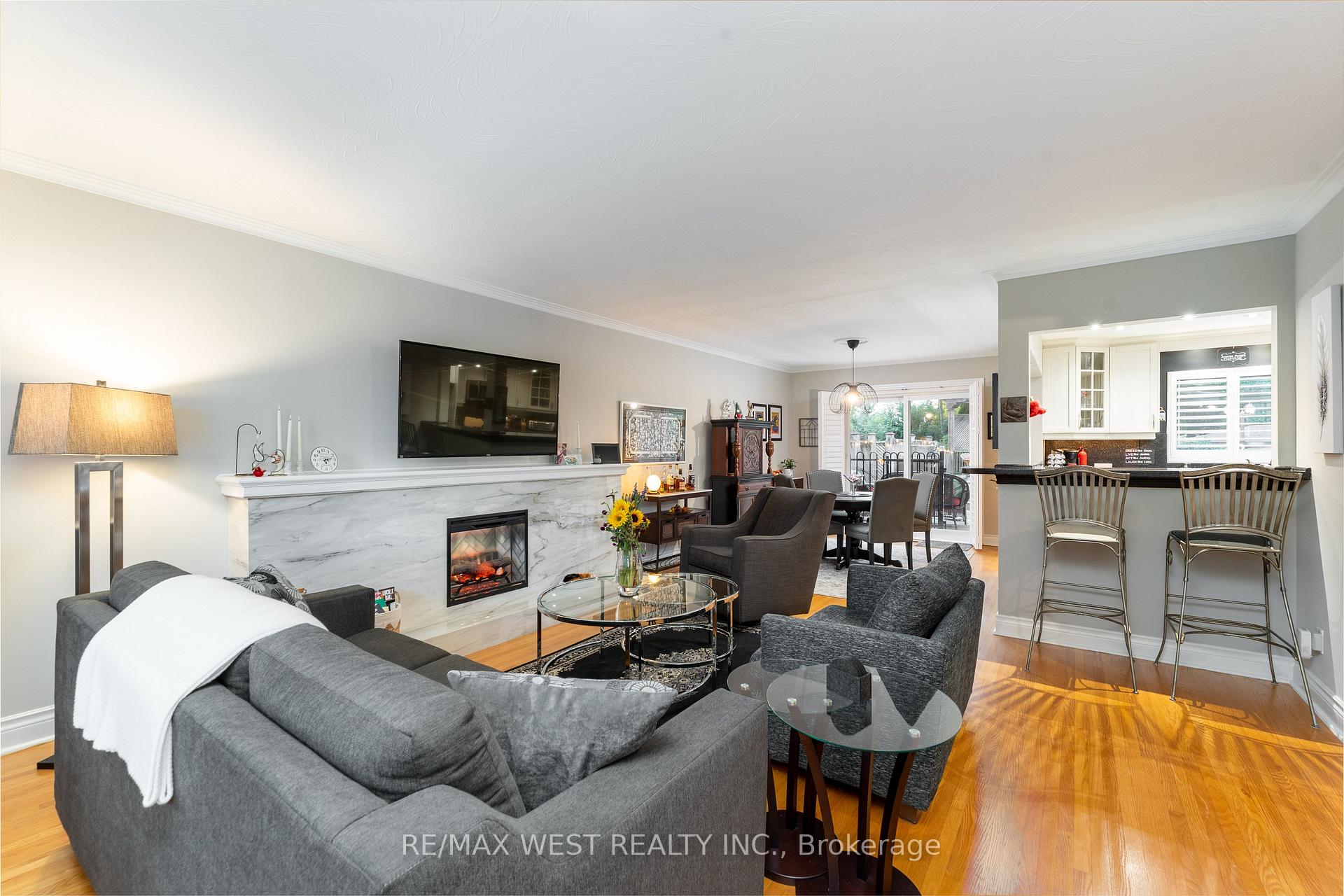 Photo 15 of 59 Landfair Crescent, Scarborough, Woburn — HOMEH