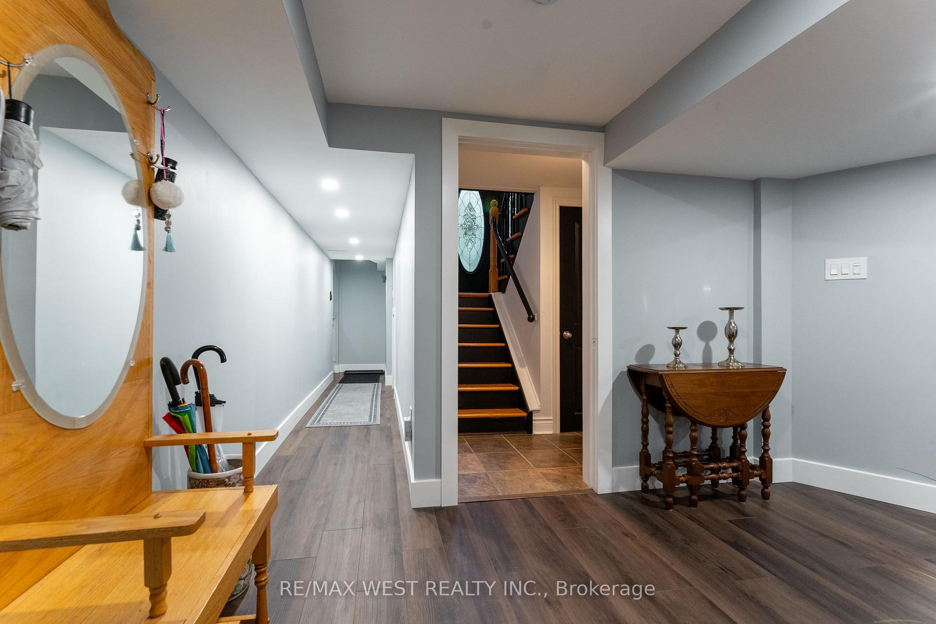 Photo 27 of 59 Landfair Crescent, Scarborough, Woburn — HOMEH