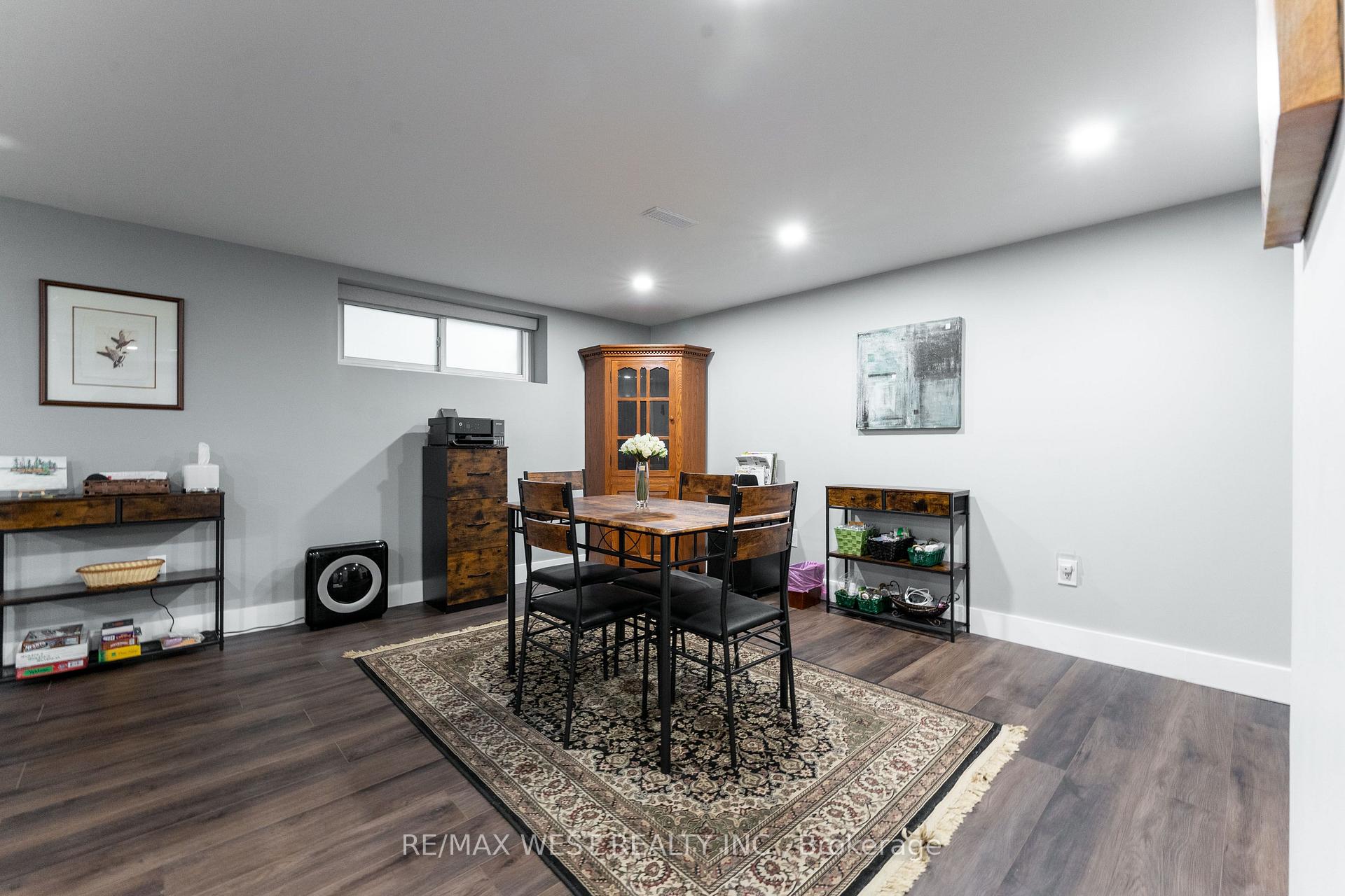 Photo 29 of 59 Landfair Crescent, Scarborough, Woburn — HOMEH