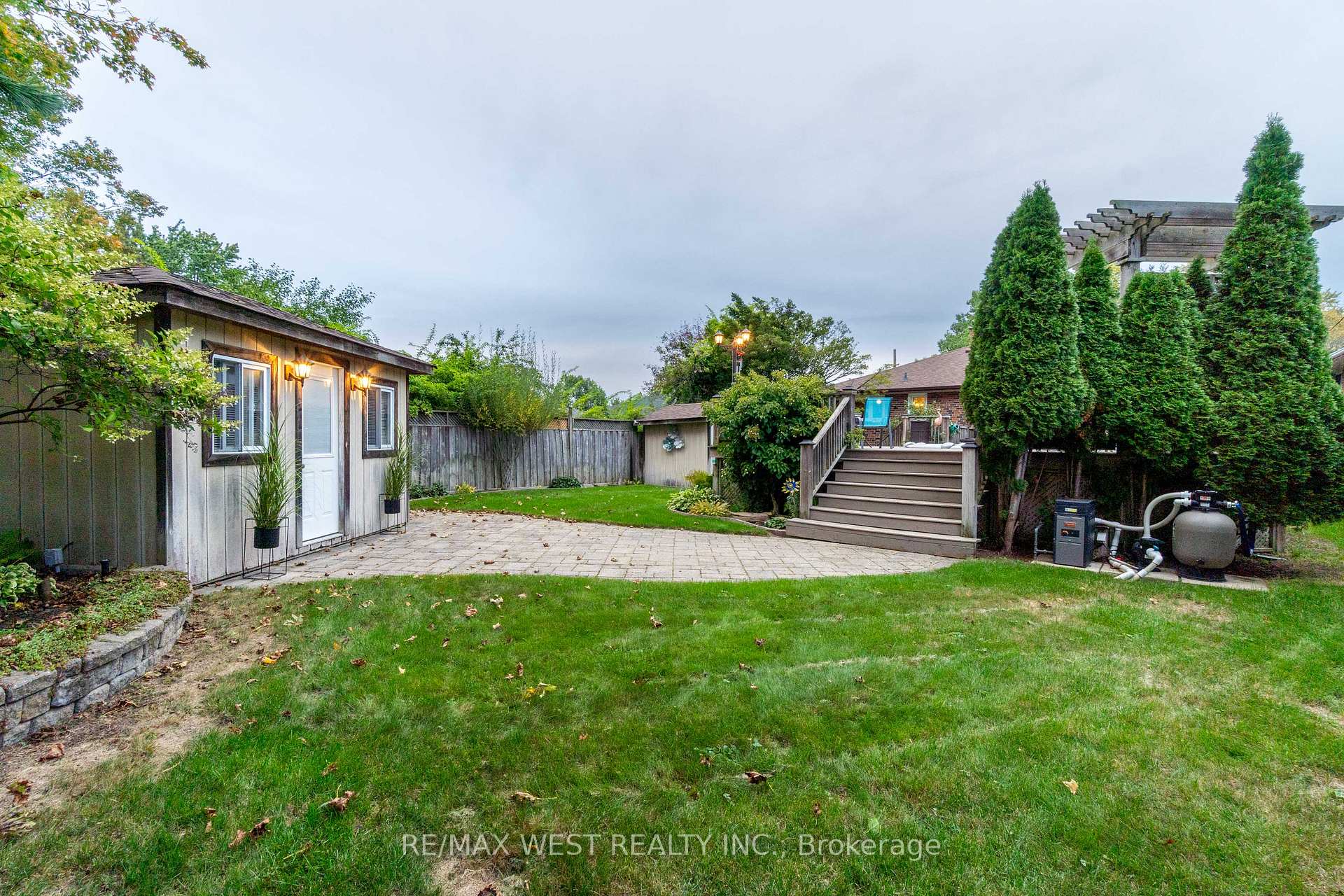 Photo 38 of 59 Landfair Crescent, Scarborough, Woburn — HOMEH