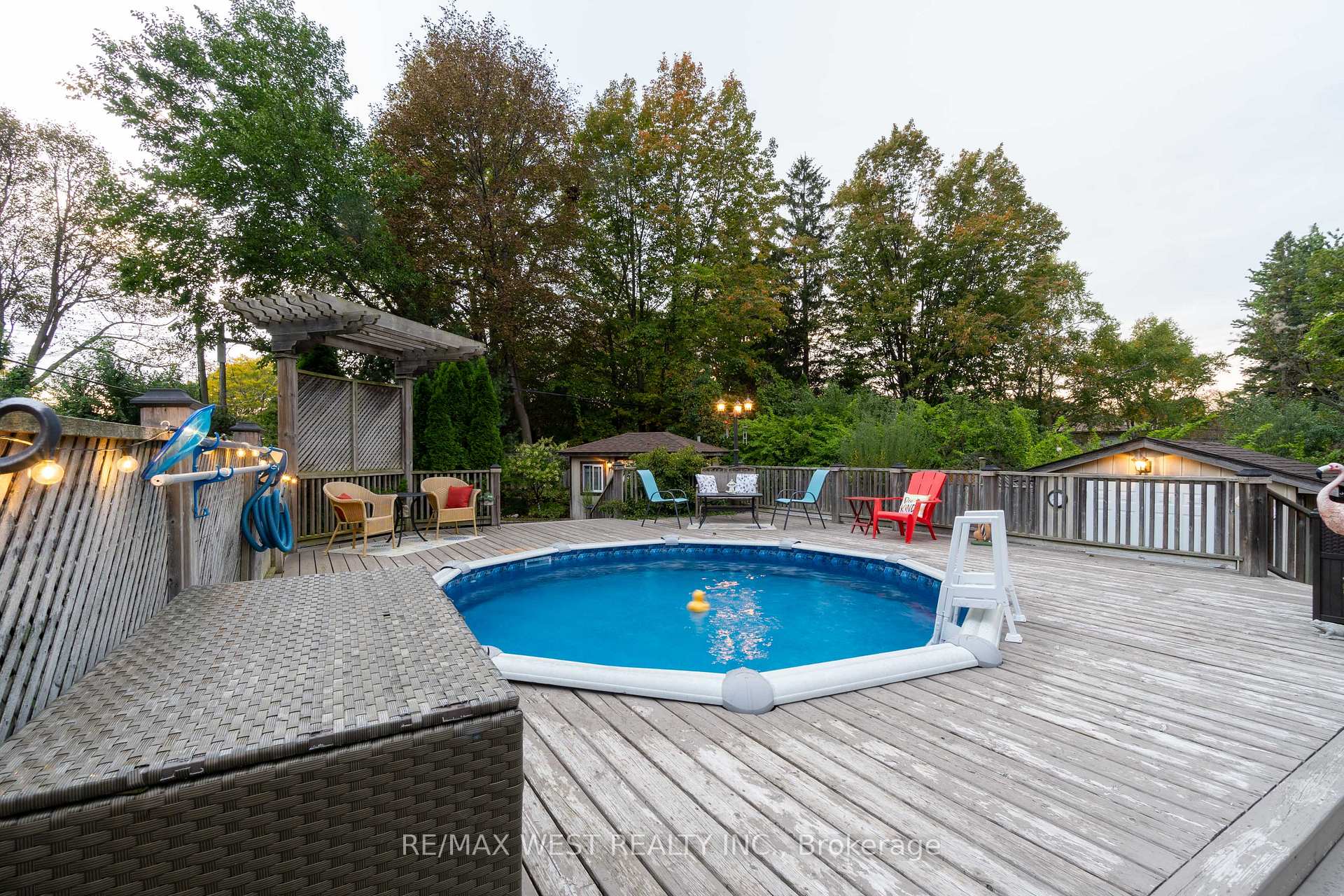 Photo 42 of 59 Landfair Crescent, Scarborough, Woburn — HOMEH