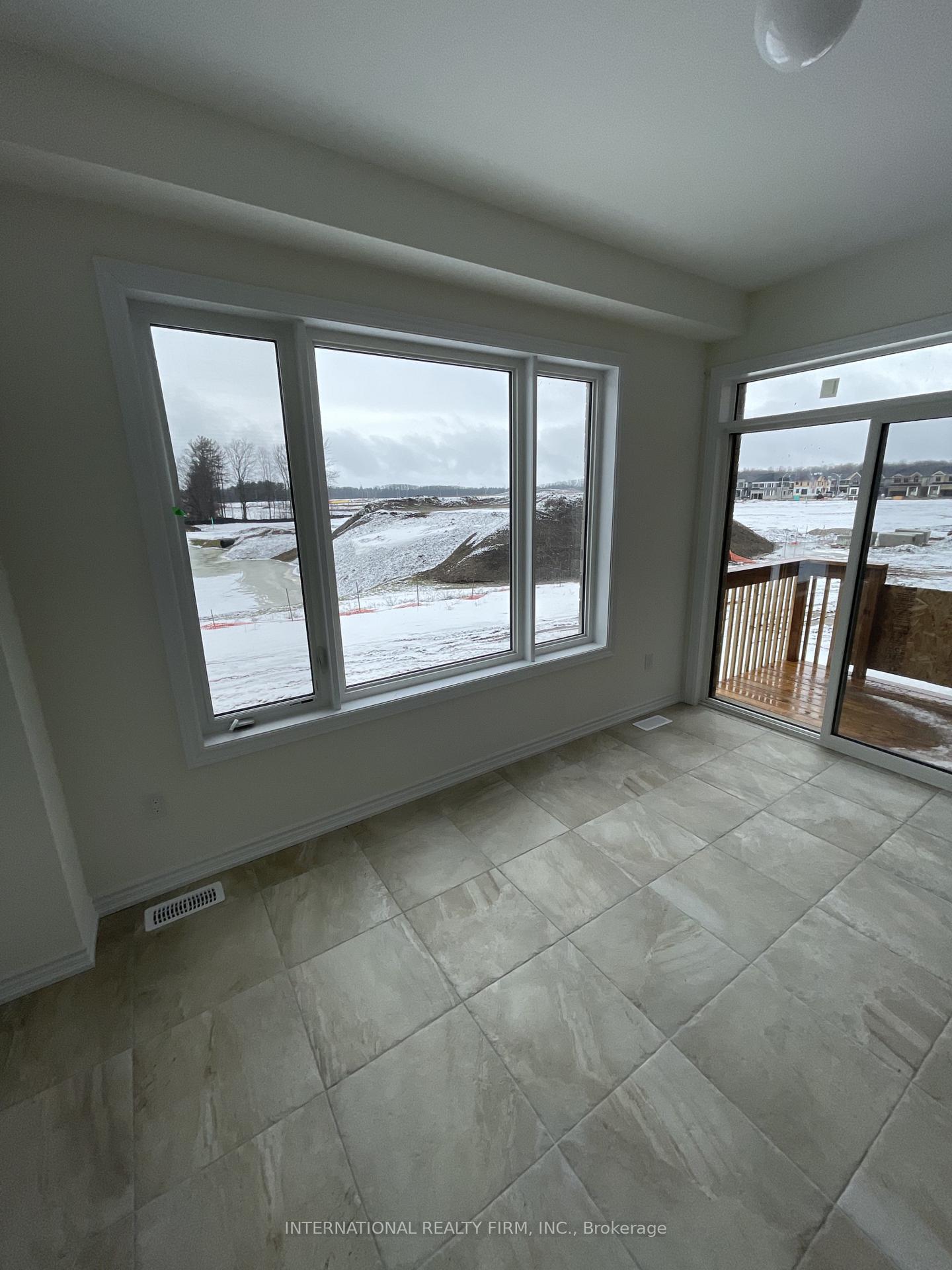 Photo 9 of 103 Nottingham Road, Barrie, Rural Barrie Southeast — HOMEH