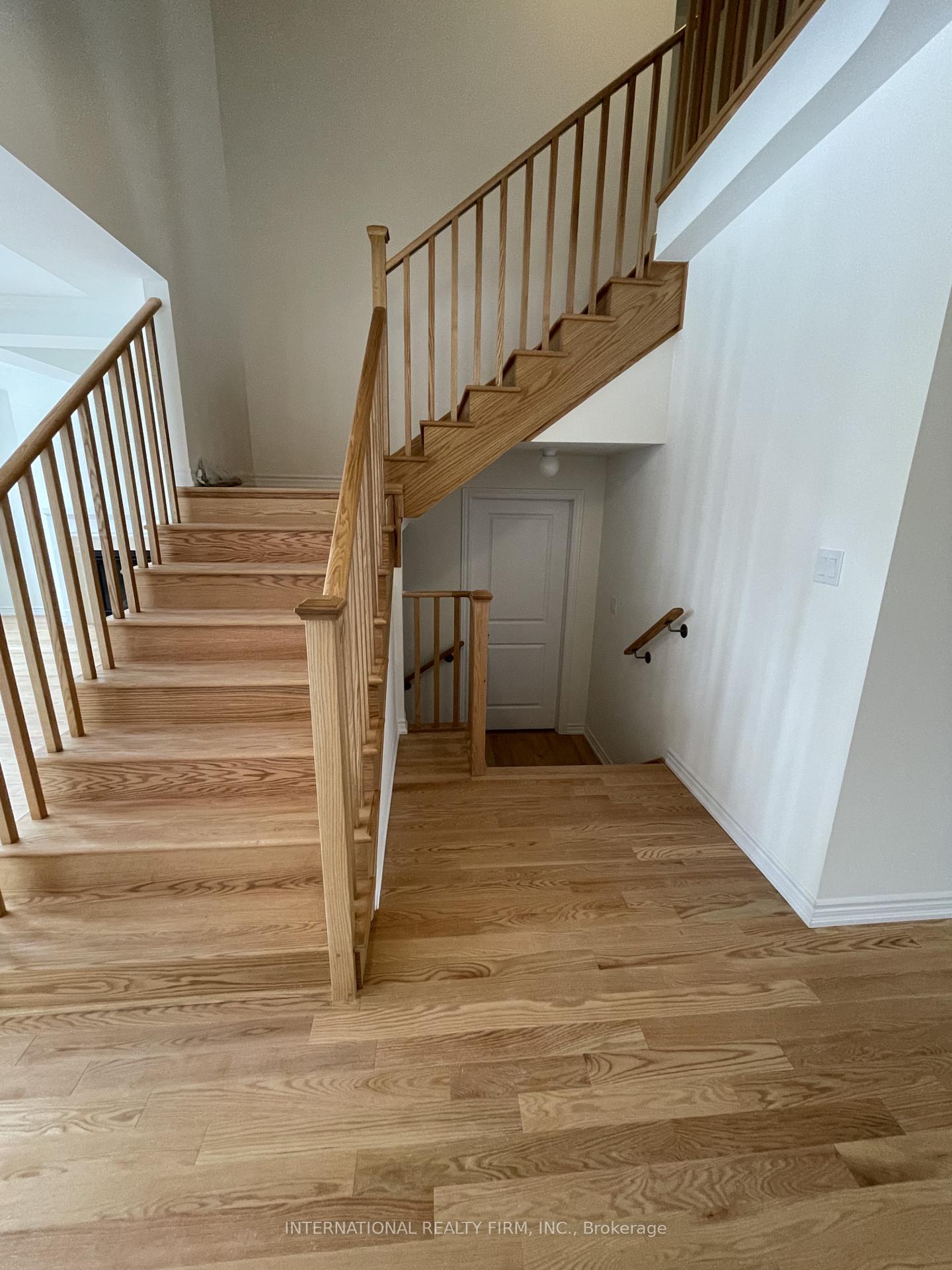 Photo 12 of 103 Nottingham Road, Barrie, Rural Barrie Southeast — HOMEH