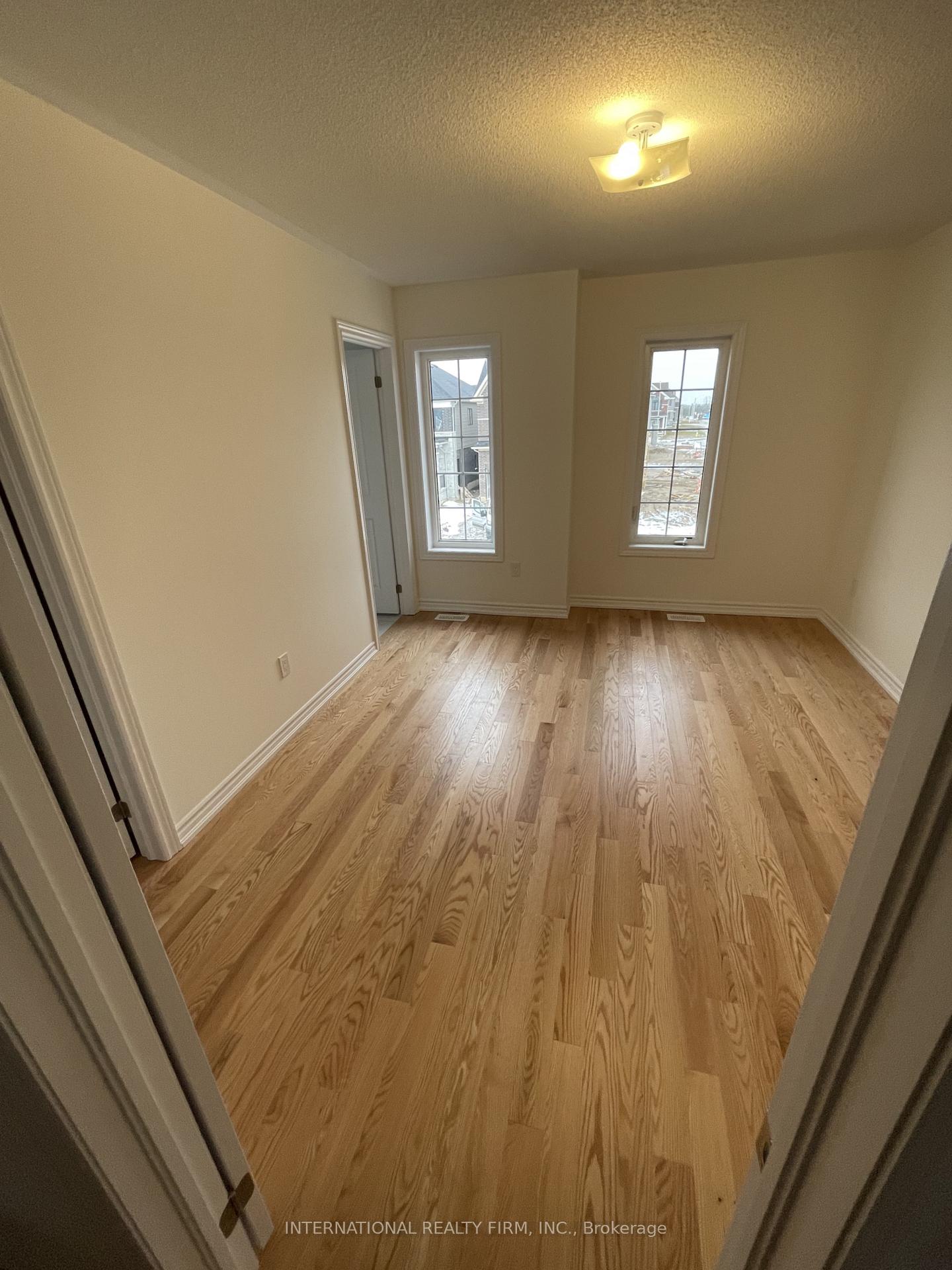 Photo 25 of 103 Nottingham Road, Barrie, Rural Barrie Southeast — HOMEH