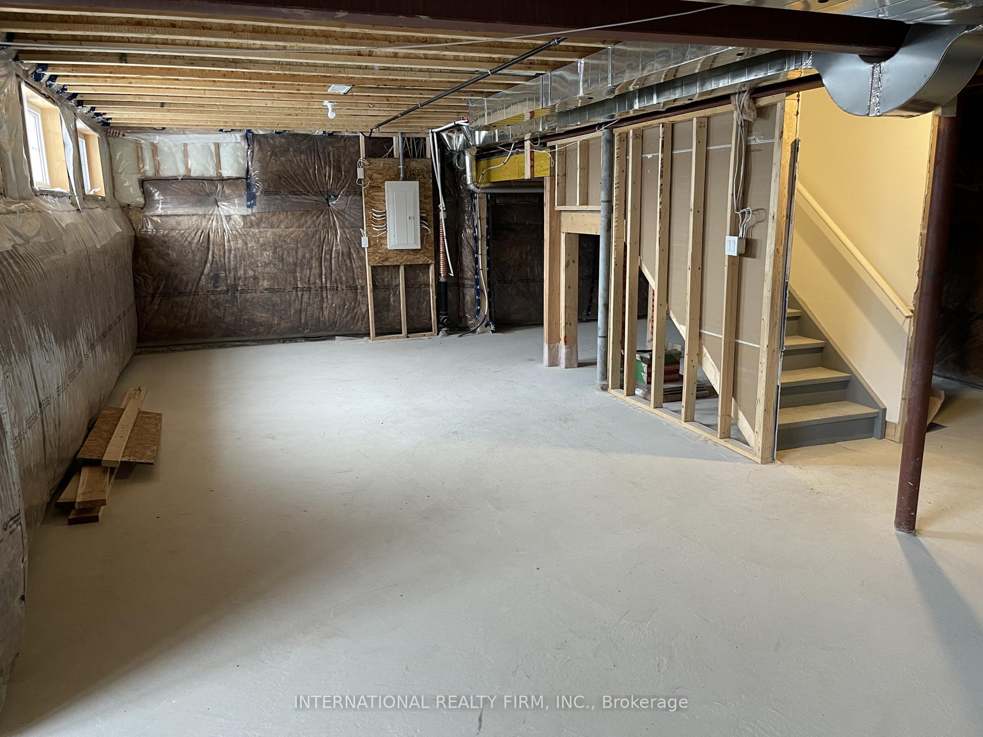 Photo 29 of 103 Nottingham Road, Barrie, Rural Barrie Southeast — HOMEH
