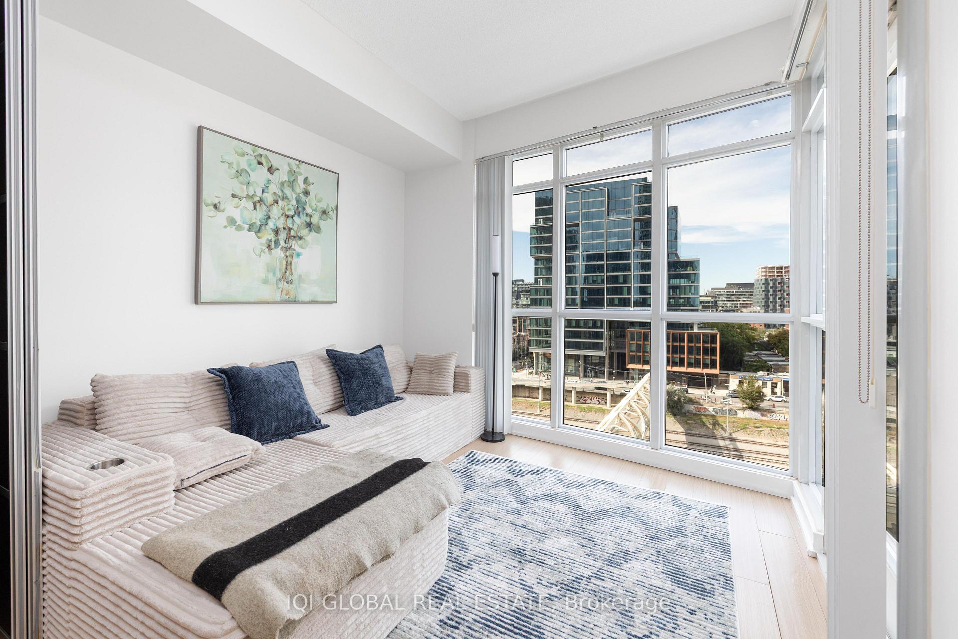 Photo 19 of Unit 1025, 21 Iceboat Terrace, Toronto, Waterfront Communities — HOMEH