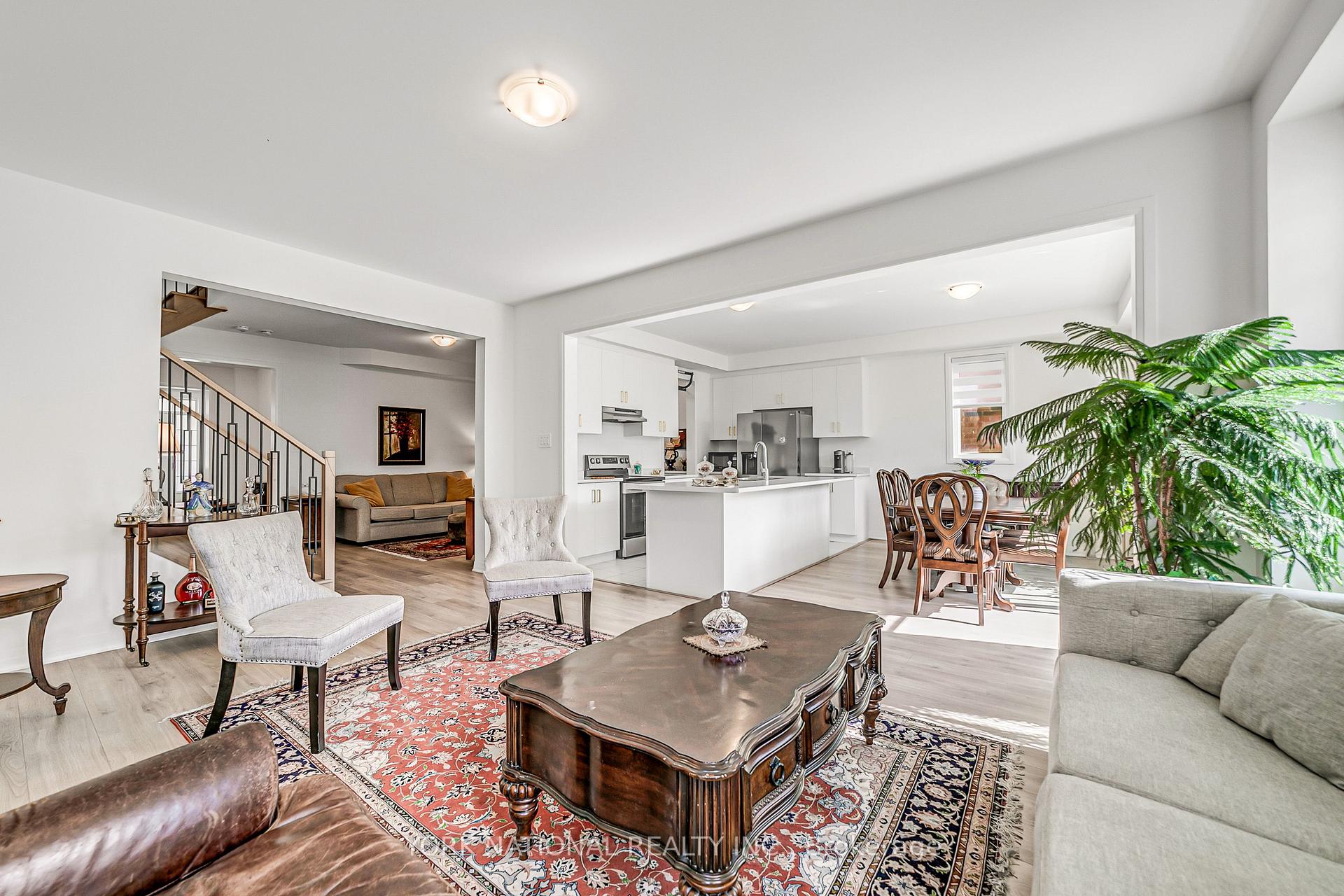 Photo 12 of 32 Copperhill Heights E, Barrie, Rural Barrie Southeast — HOMEH