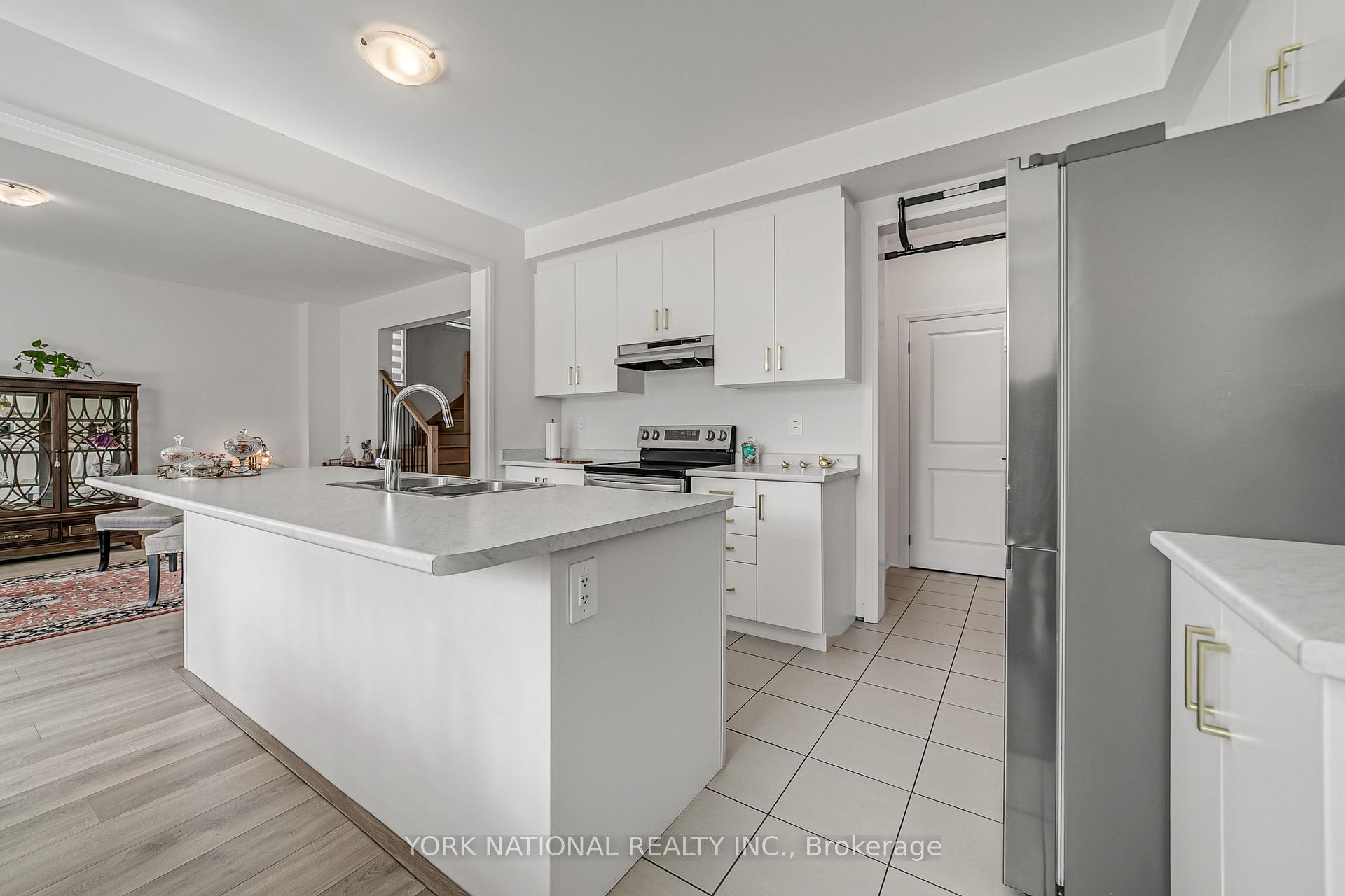 Photo 17 of 32 Copperhill Heights E, Barrie, Rural Barrie Southeast — HOMEH