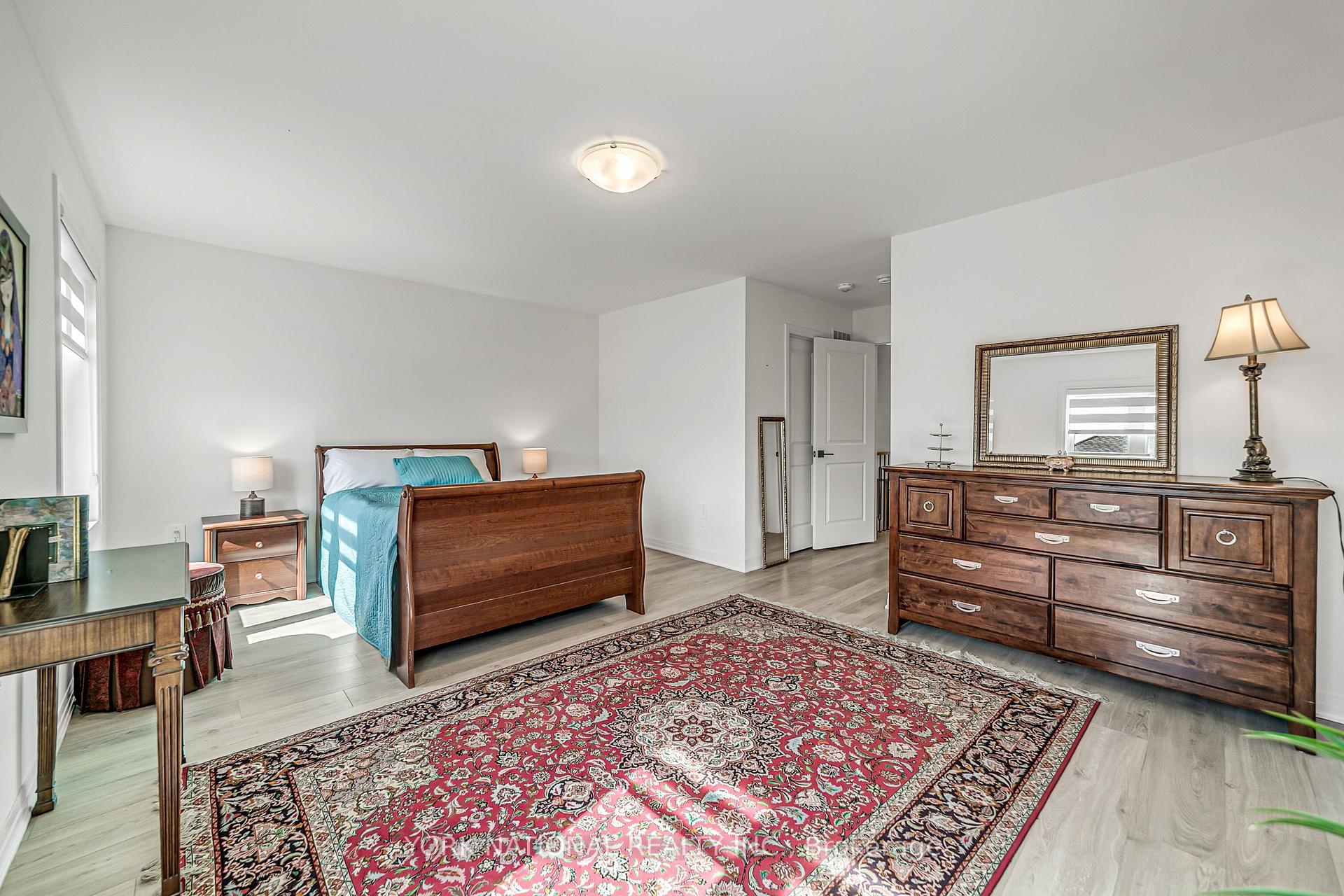 Photo 23 of 32 Copperhill Heights E, Barrie, Rural Barrie Southeast — HOMEH