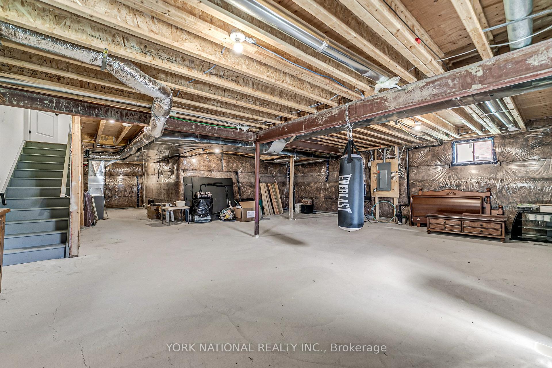 Photo 38 of 32 Copperhill Heights E, Barrie, Rural Barrie Southeast — HOMEH
