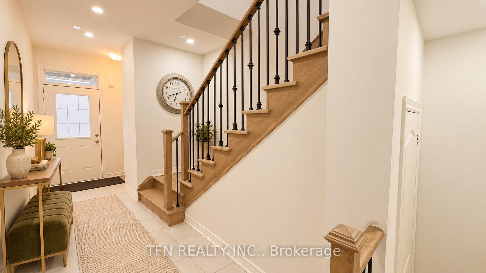 Photo 5 of 238 Skinner Road, Hamilton, Waterdown — HOMEH