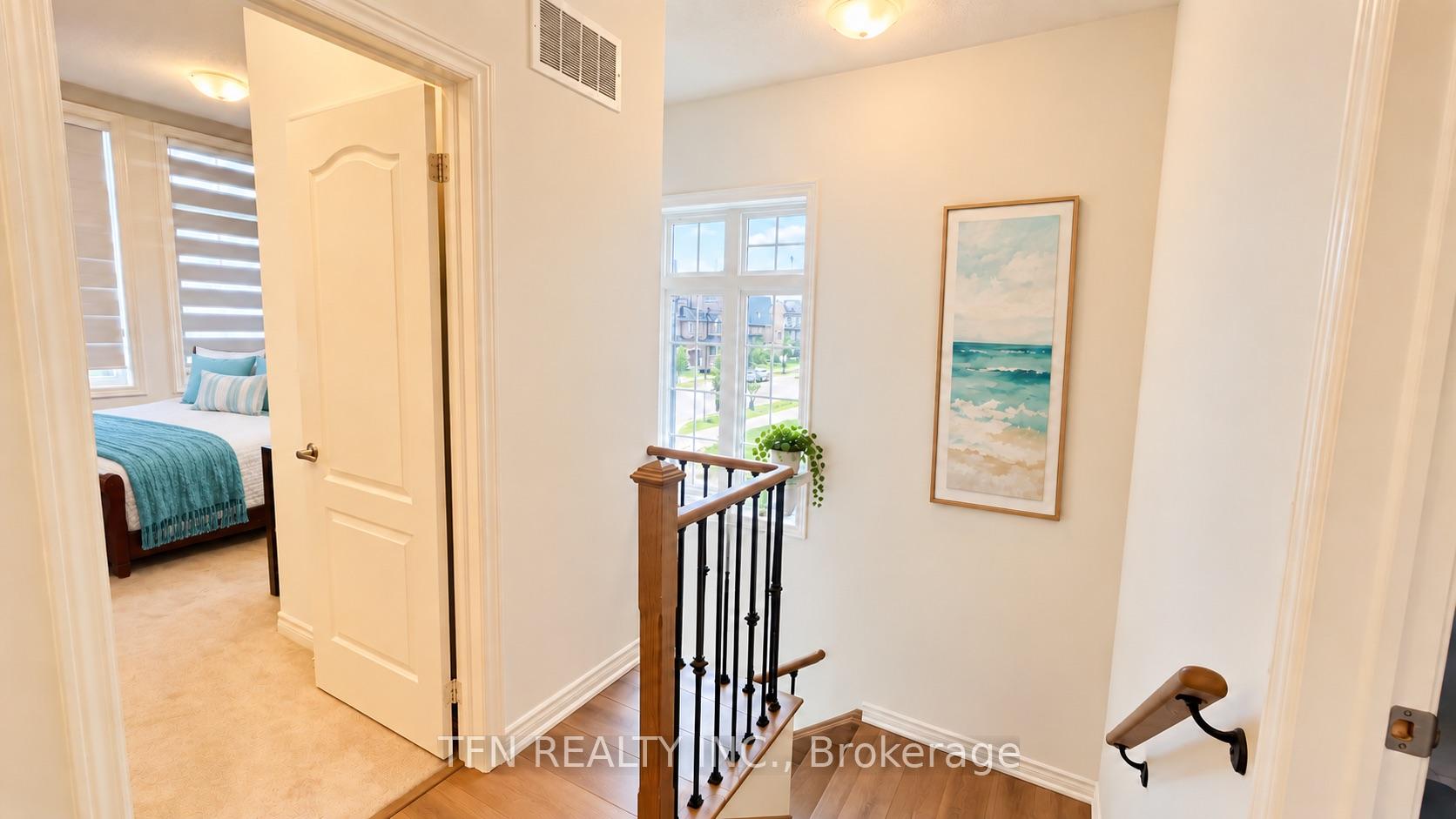 Photo 15 of 238 Skinner Road, Hamilton, Waterdown — HOMEH