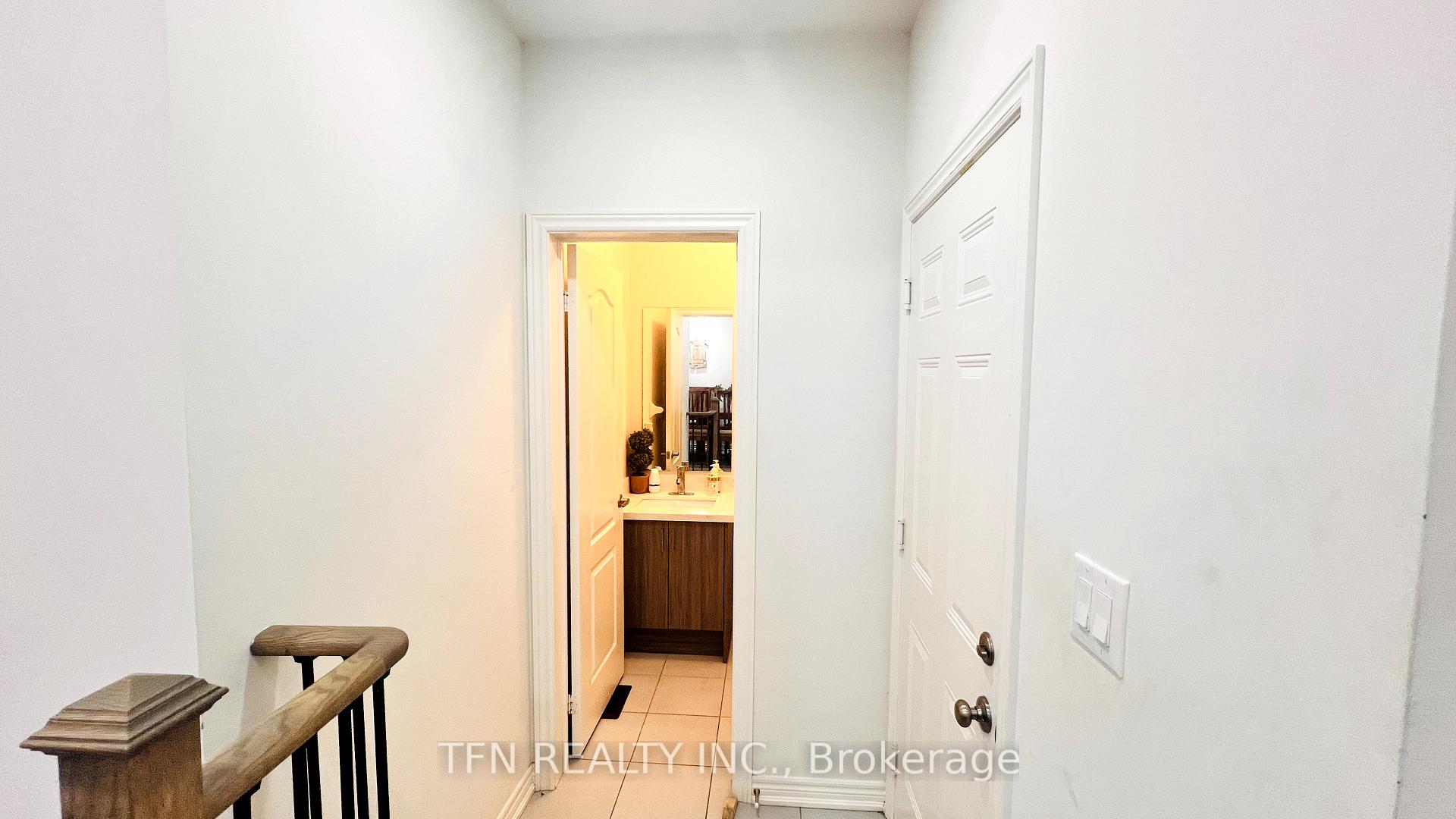 Photo 16 of 238 Skinner Road, Hamilton, Waterdown — HOMEH