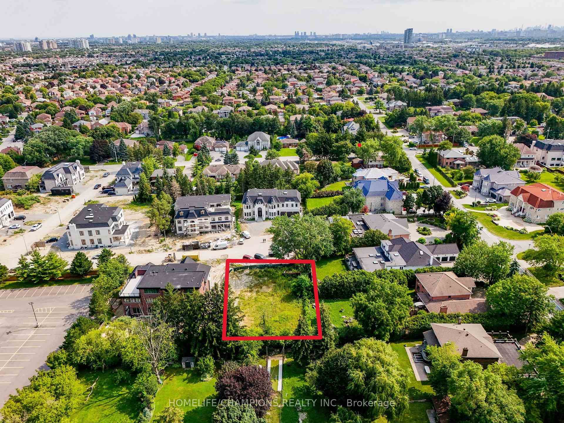 Photo 3 of 19 Sunman Court, Markham, Milliken Mills East — HOMEH