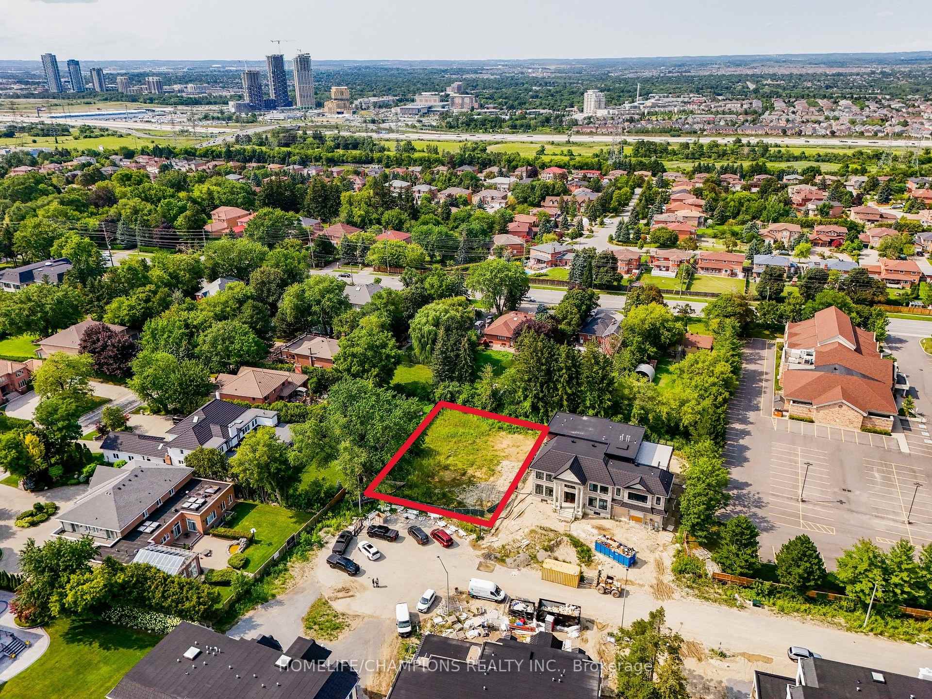 Photo 5 of 19 Sunman Court, Markham, Milliken Mills East — HOMEH