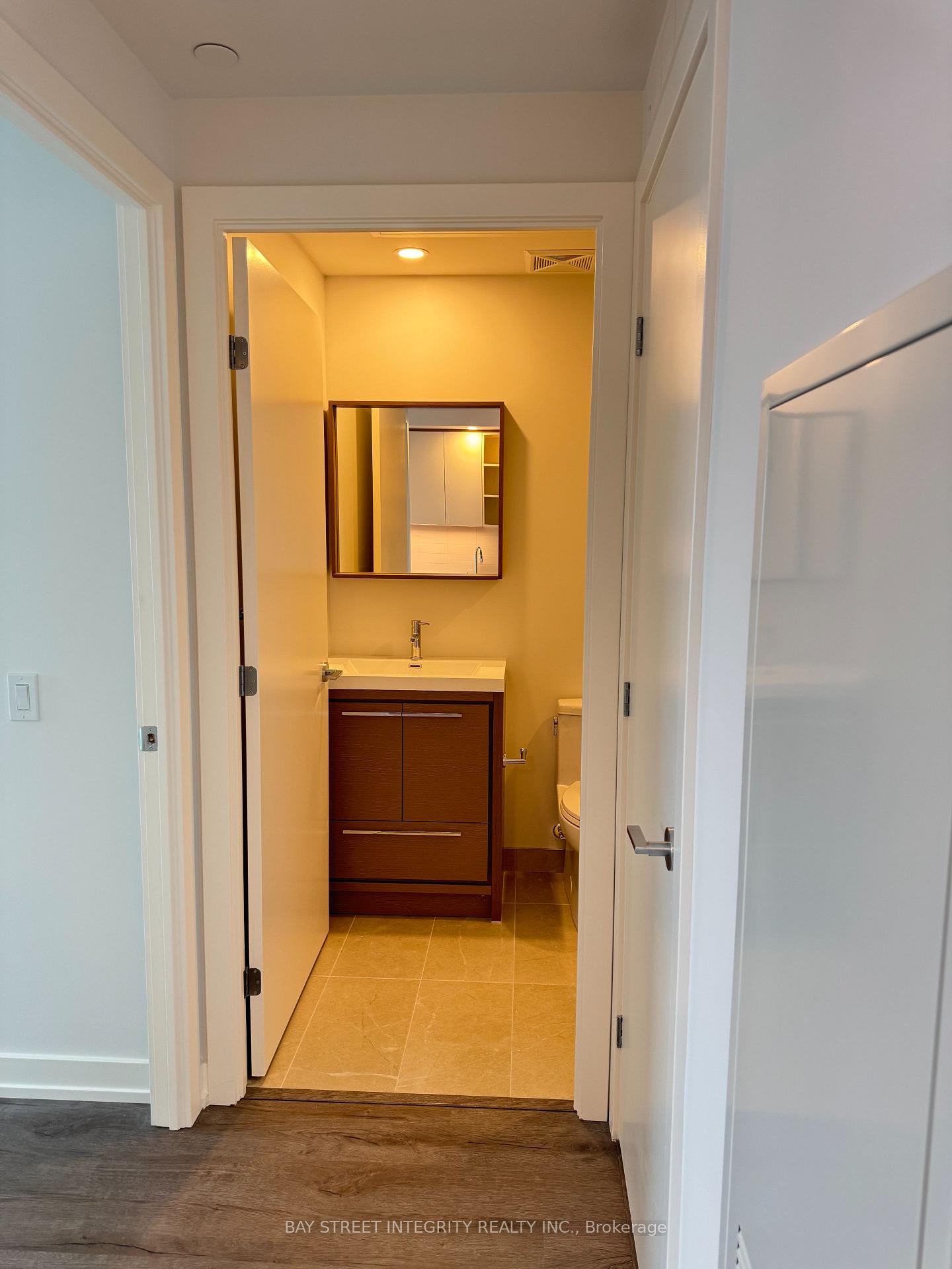 Photo 7 of Unit 2106, 5 Meadowdale Road, Vaughan, Vaughan Corporate Centre — HOMEH