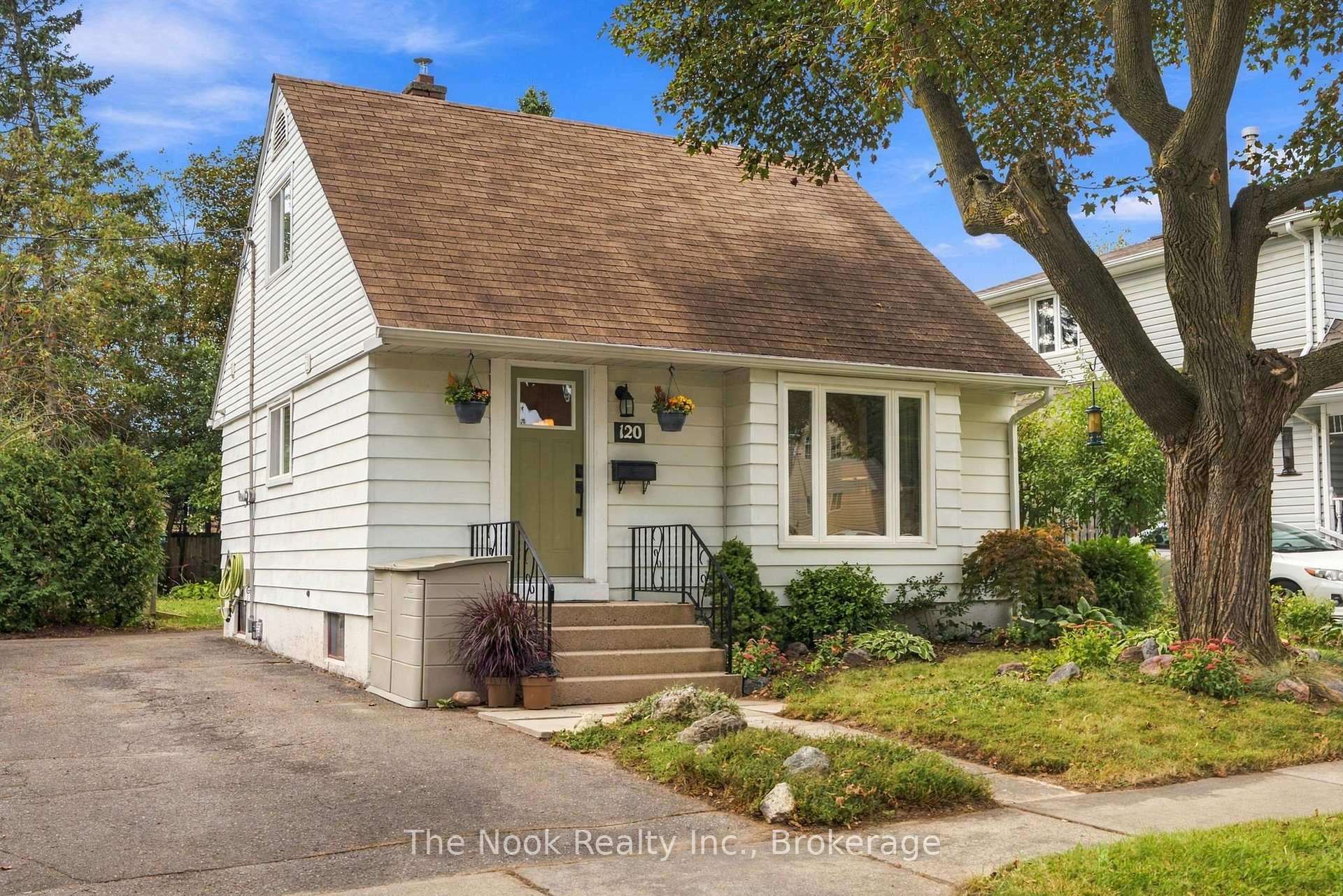Photo of 120 Admiral Road