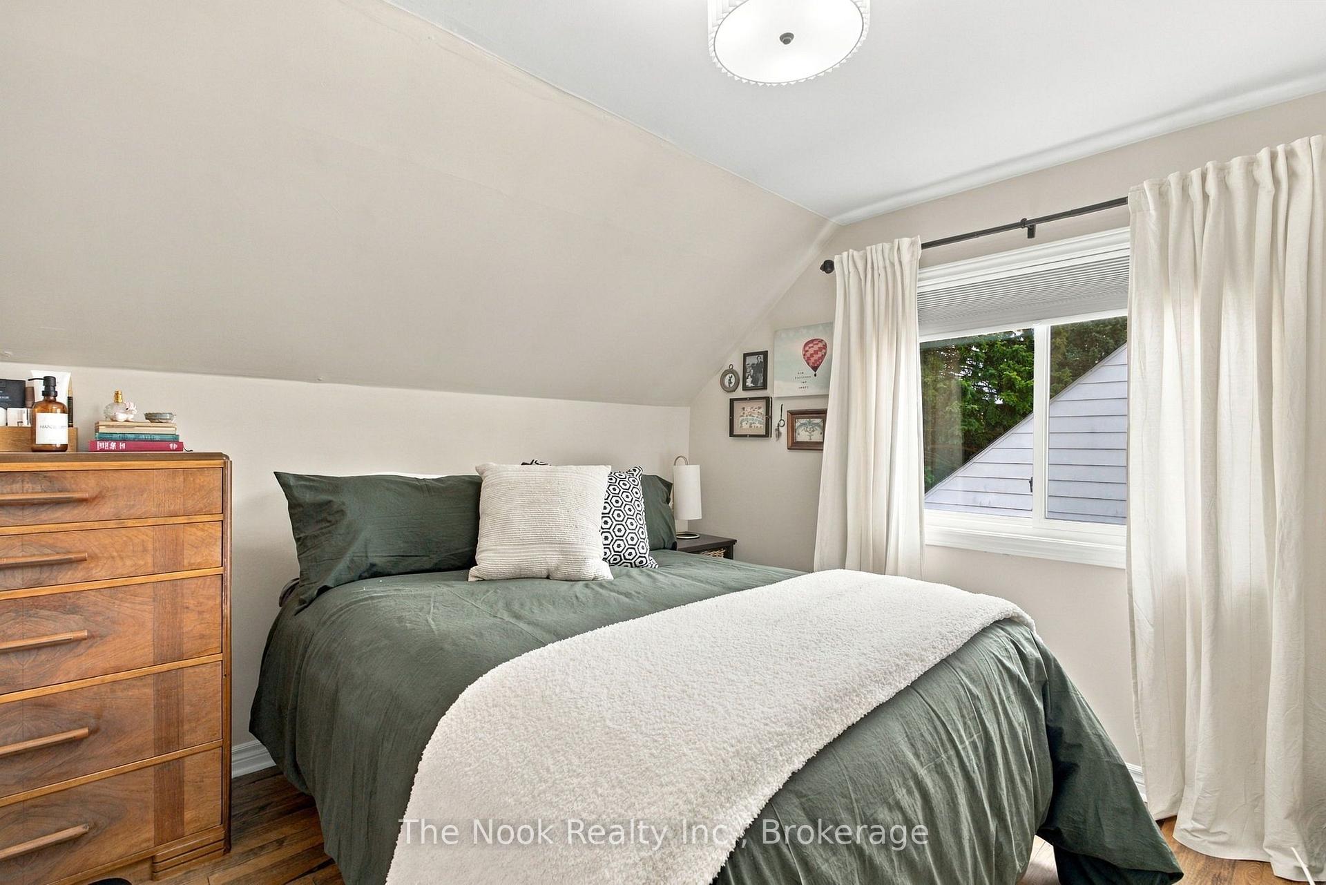 Photo 25 of 120 Admiral Road, Ajax, South East — HOMEH