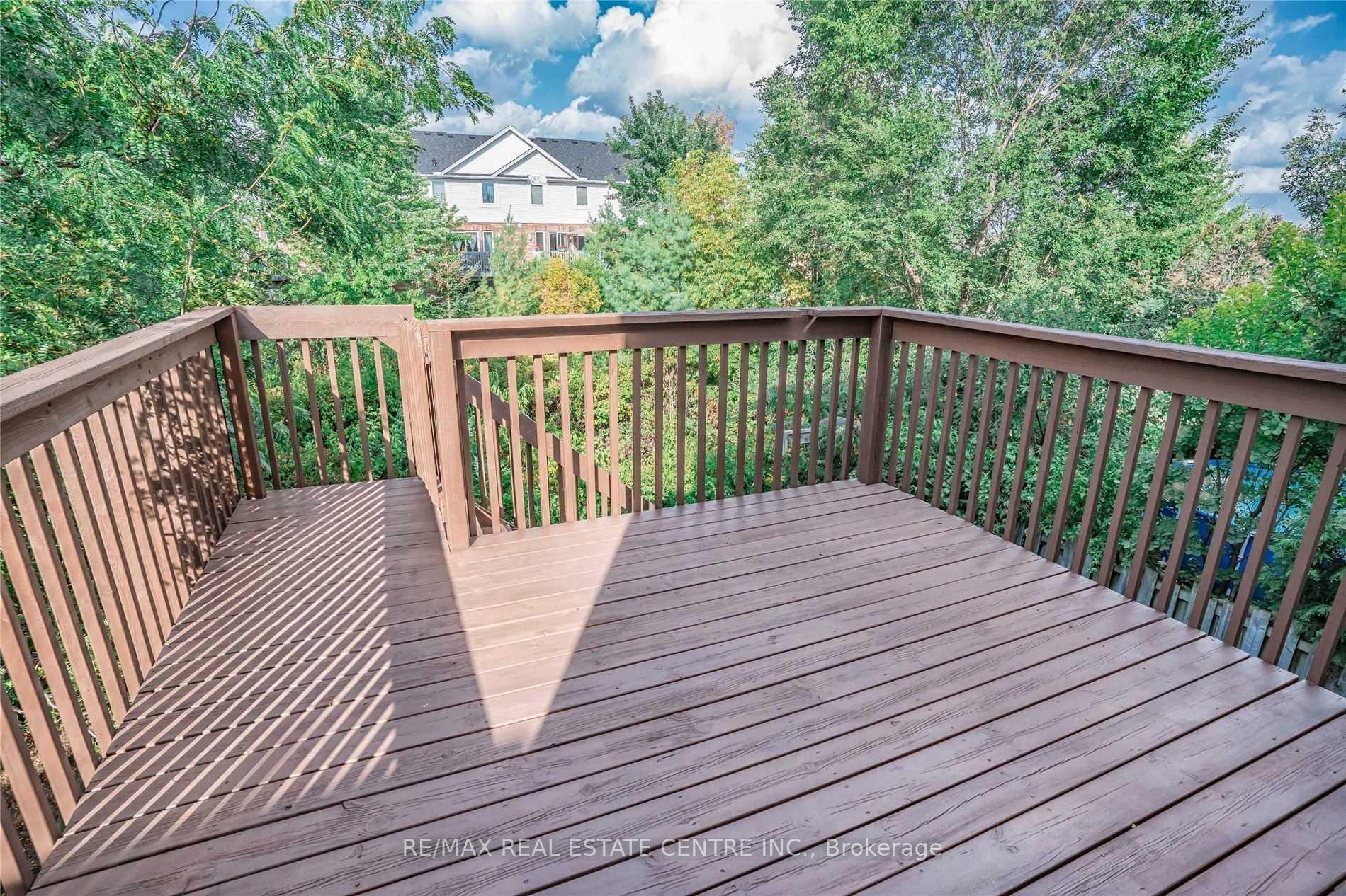 Photo 17 of 59 Porter Drive, Guelph, Pineridge/Westminster Woods — HOMEH