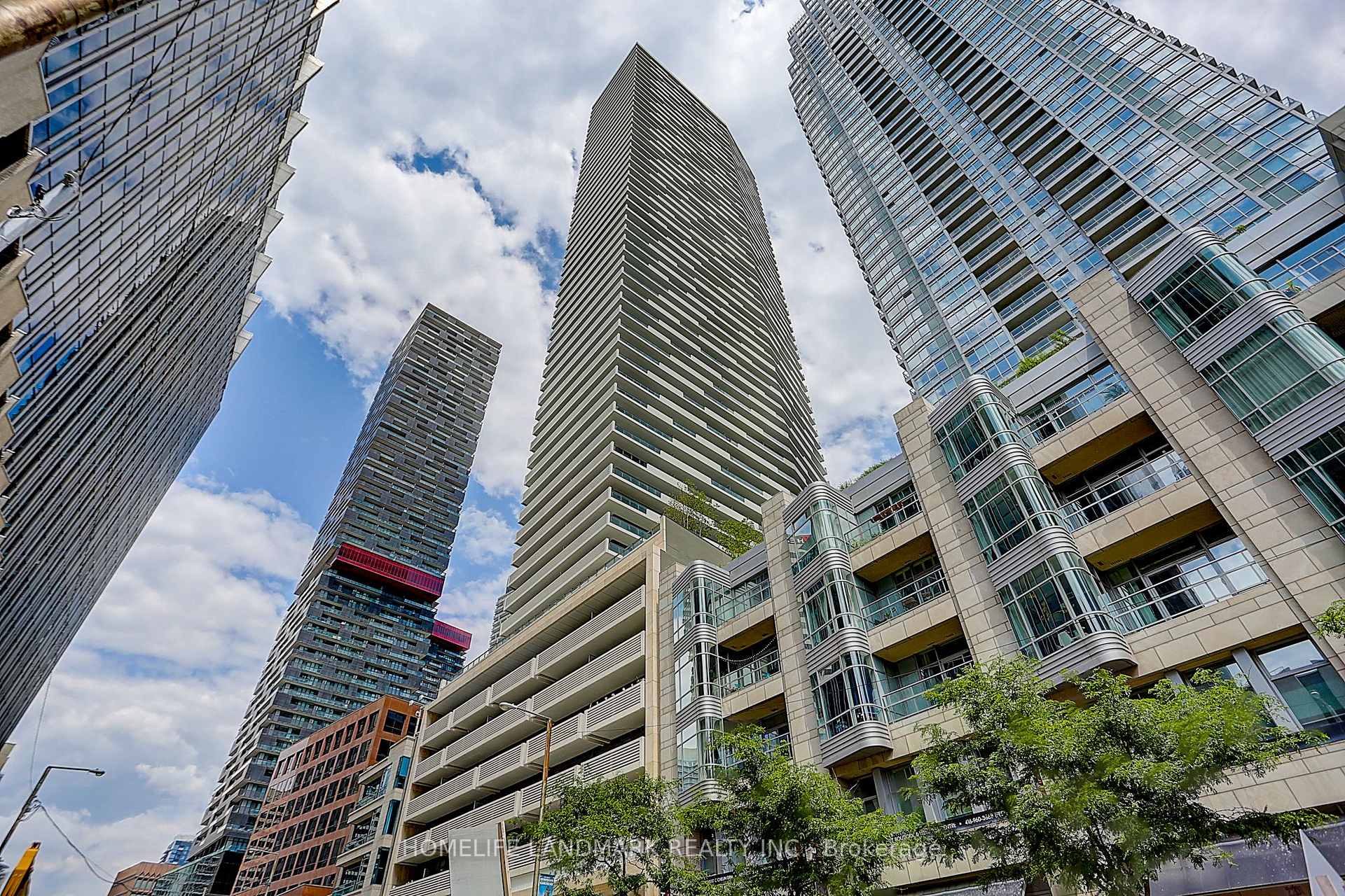 Front of Unit 1904, 2221 Yonge Street