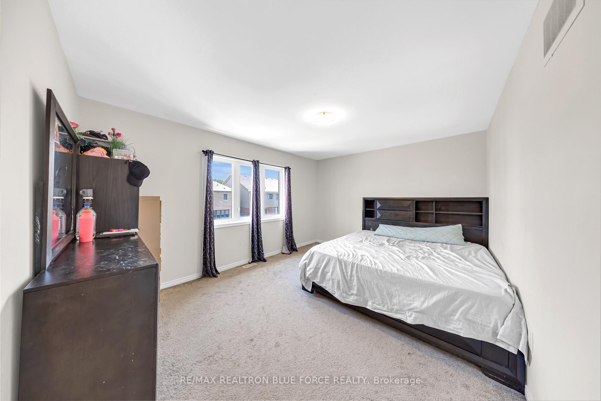 Photo 22 of 43 July Avenue, Hamilton, Stoney Creek Mountain — HOMEH