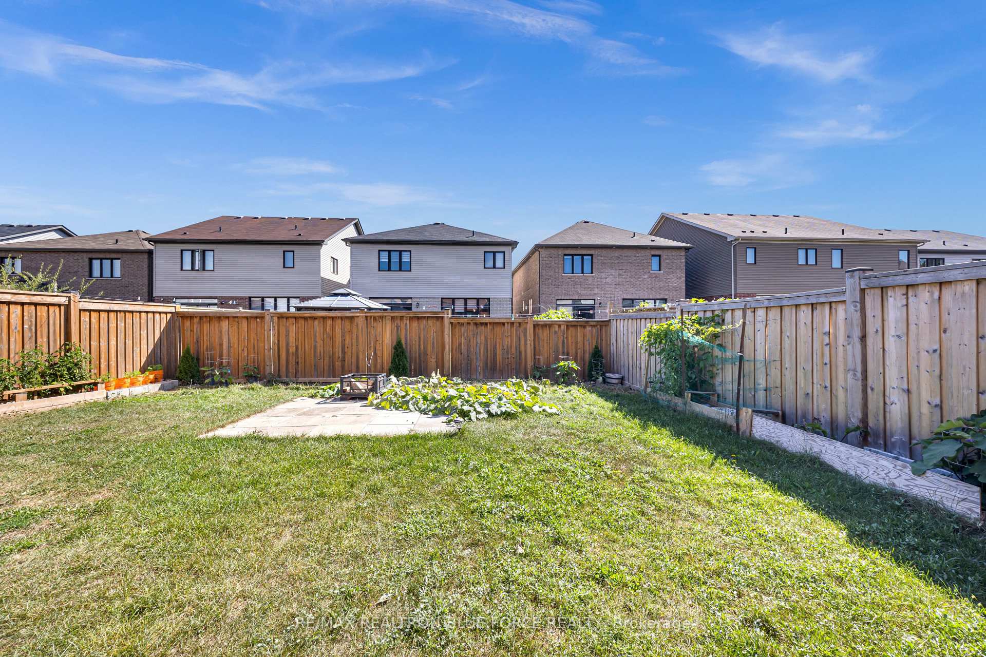 Photo 37 of 43 July Avenue, Hamilton, Stoney Creek Mountain — HOMEH