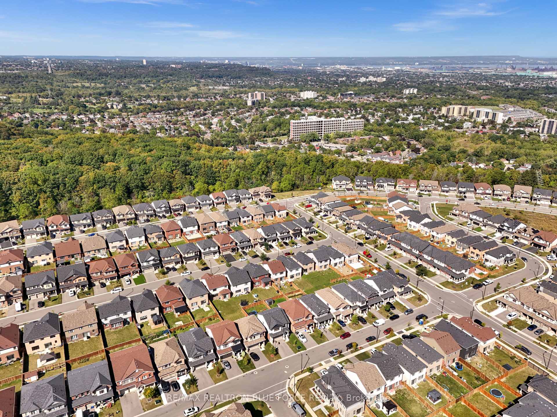 Photo 39 of 43 July Avenue, Hamilton, Stoney Creek Mountain — HOMEH