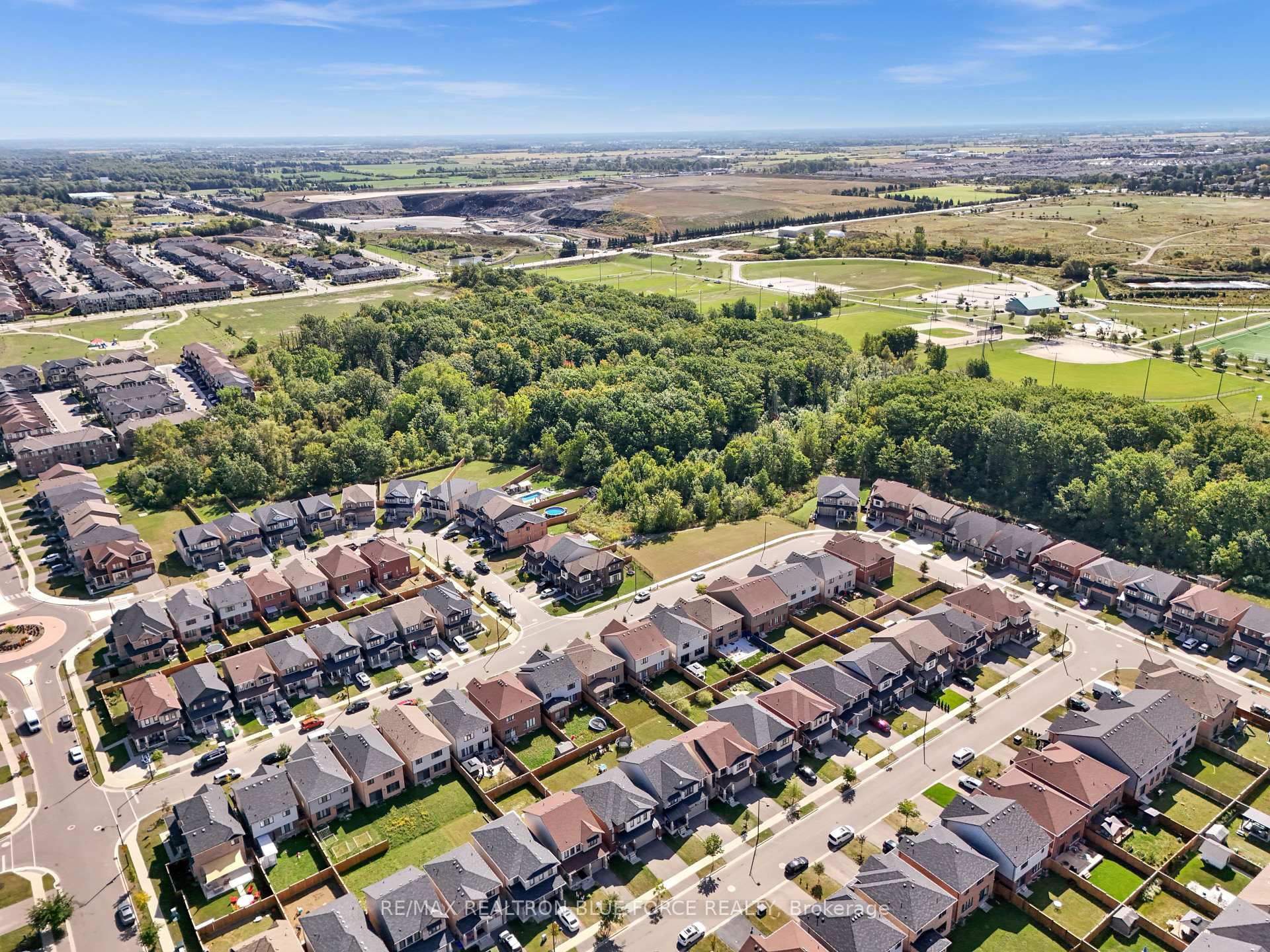 Photo 42 of 43 July Avenue, Hamilton, Stoney Creek Mountain — HOMEH