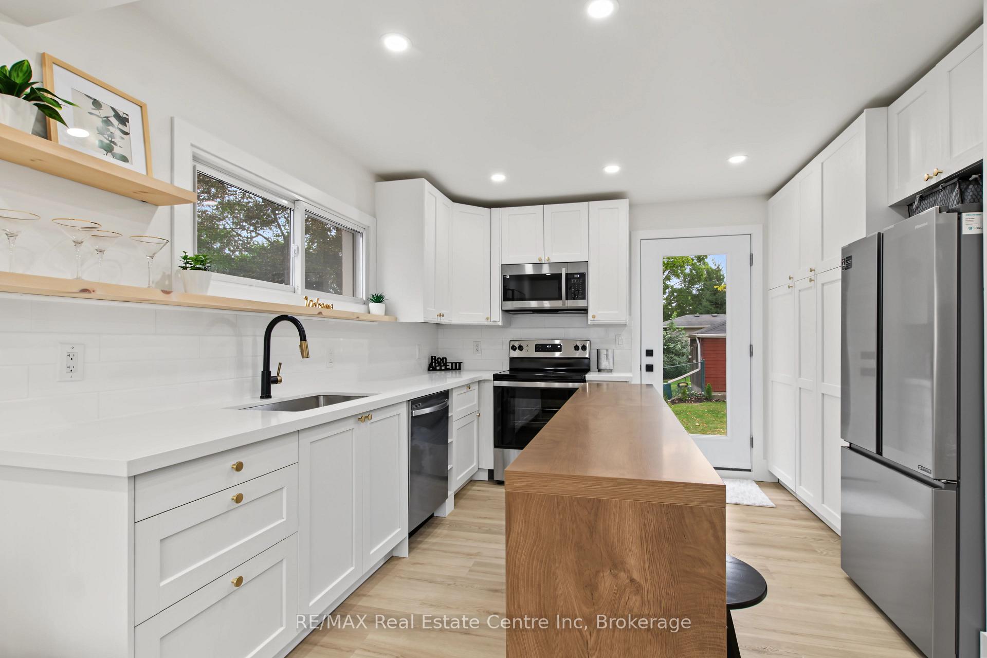 Photo 11 of 223 Margaret Avenue, Kitchener, Uptown Waterloo/North Ward — HOMEH