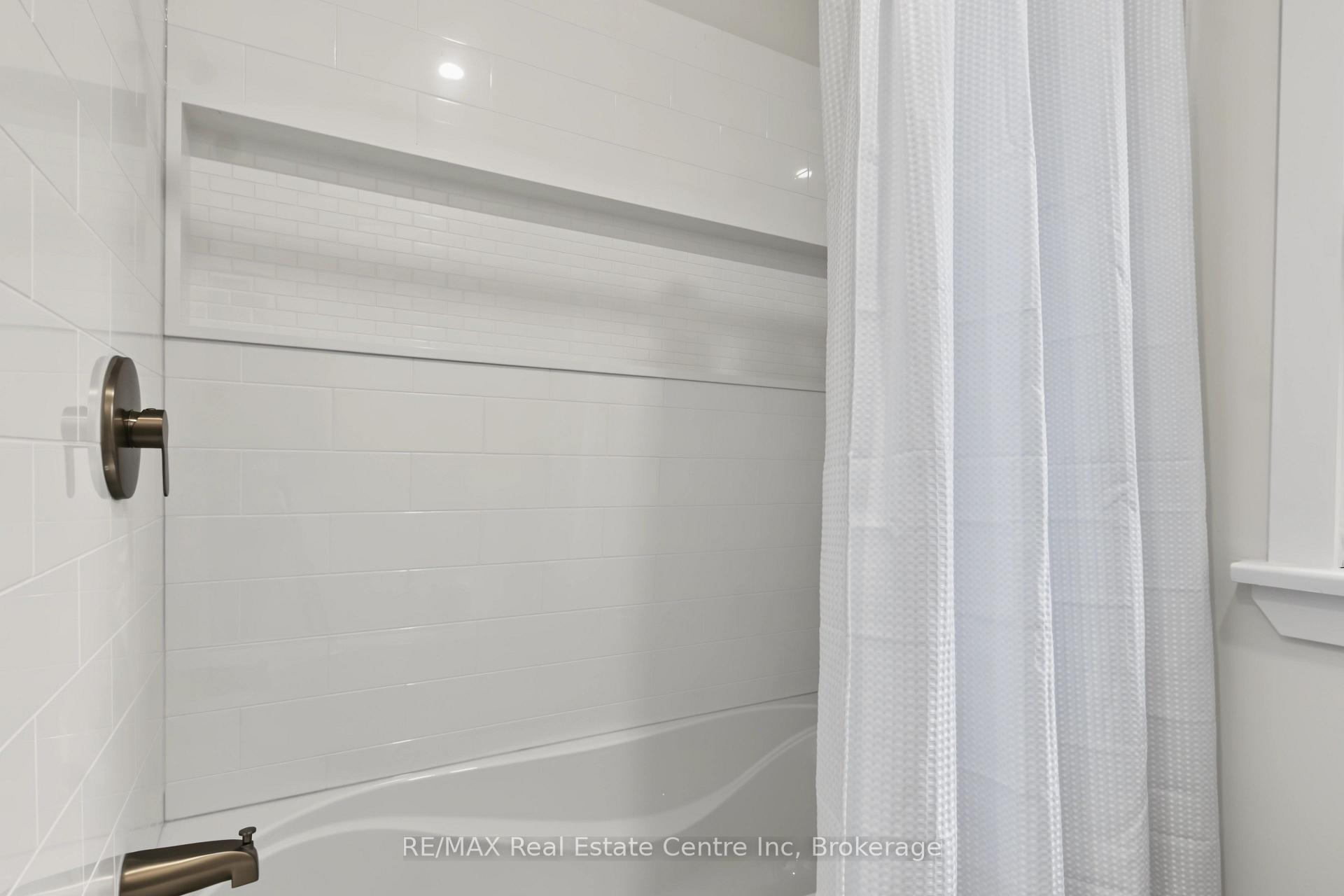 Photo 13 of 223 Margaret Avenue, Kitchener, Uptown Waterloo/North Ward — HOMEH