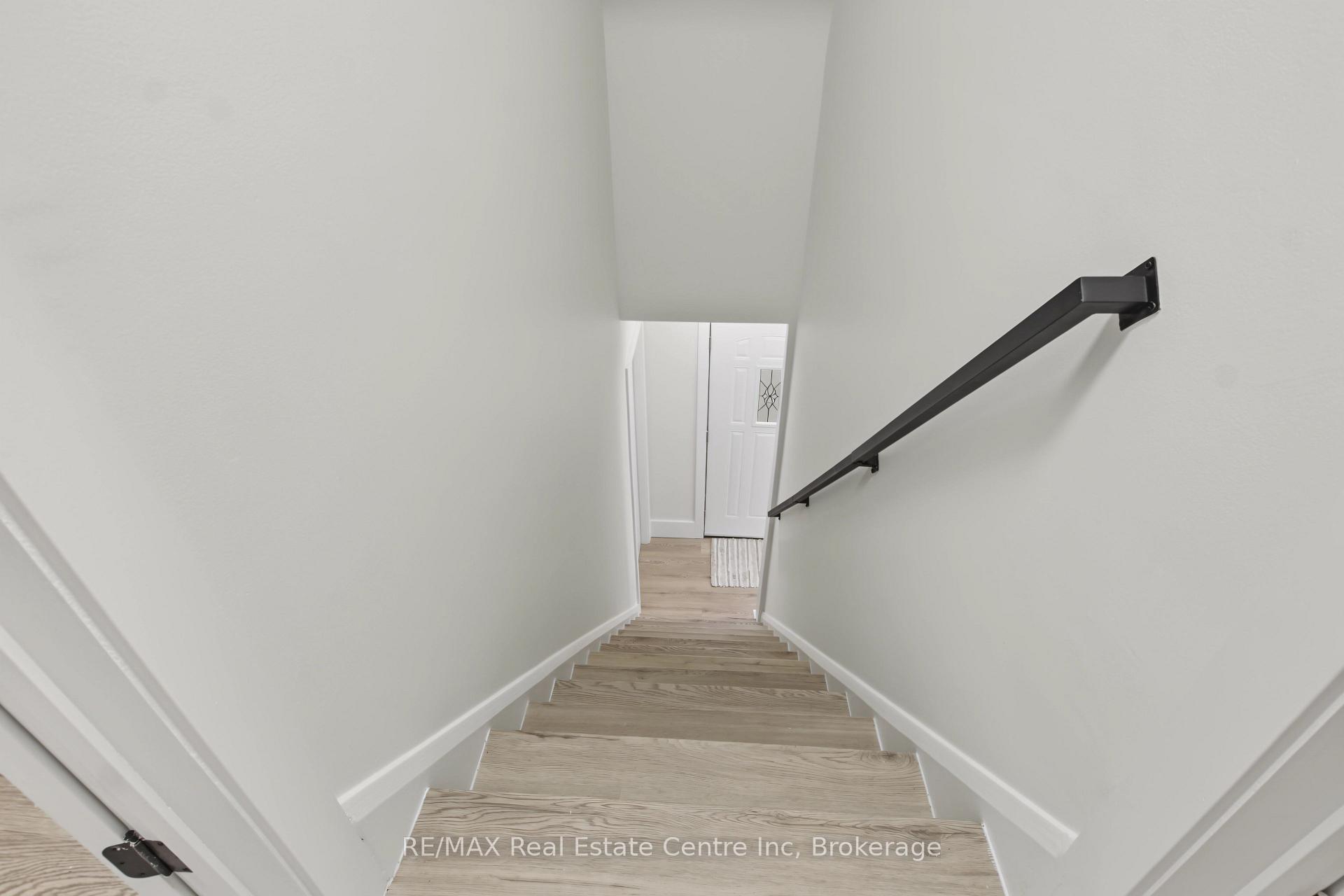 Photo 18 of 223 Margaret Avenue, Kitchener, Uptown Waterloo/North Ward — HOMEH