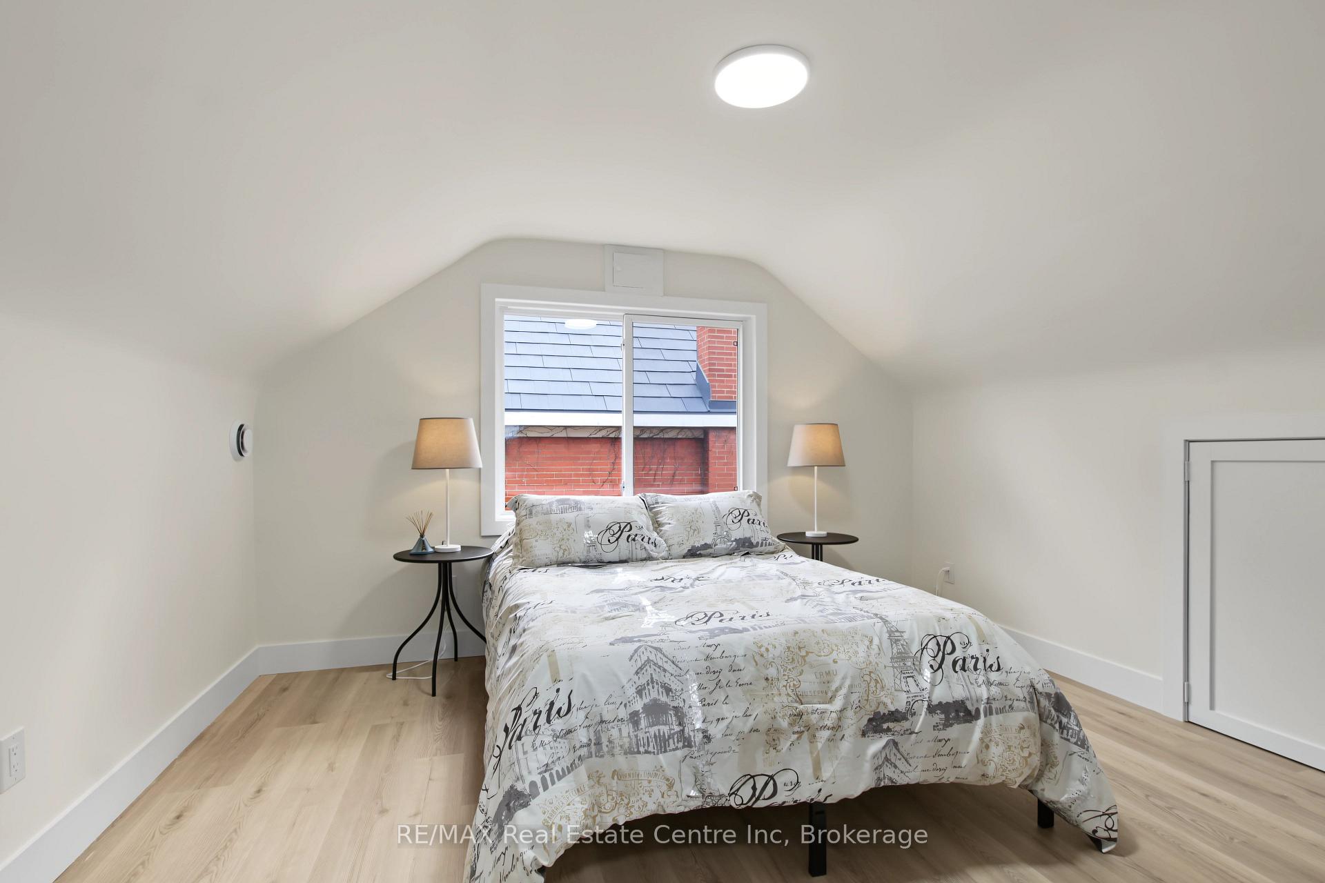 Photo 19 of 223 Margaret Avenue, Kitchener, Uptown Waterloo/North Ward — HOMEH