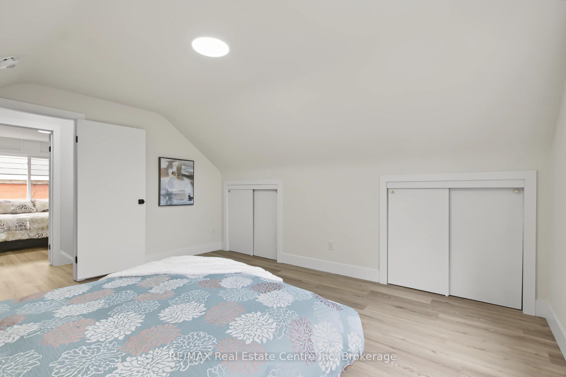 Photo 22 of 223 Margaret Avenue, Kitchener, Uptown Waterloo/North Ward — HOMEH