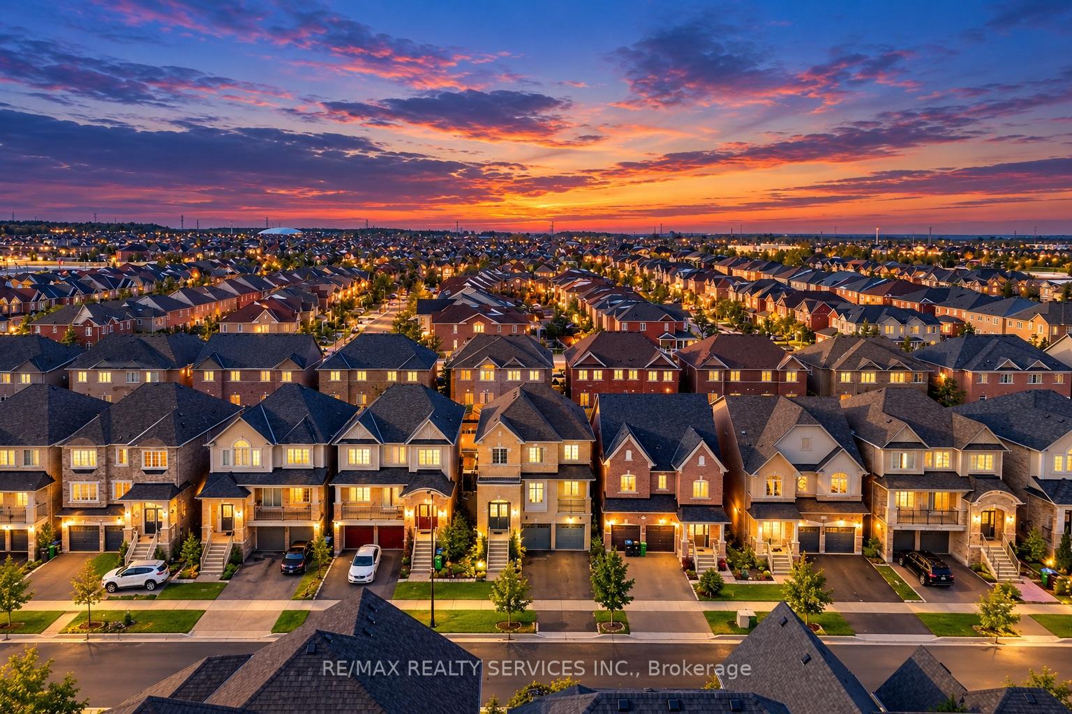 Photo 2 of 5452 Meadowcrest Avenue, Mississauga, Churchill Meadows — HOMEH