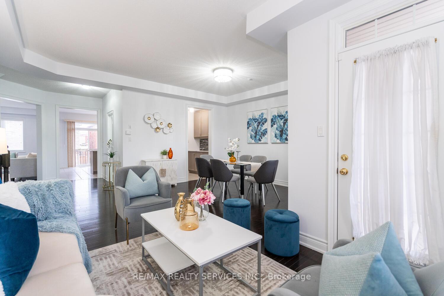 Photo 10 of 5452 Meadowcrest Avenue, Mississauga, Churchill Meadows — HOMEH