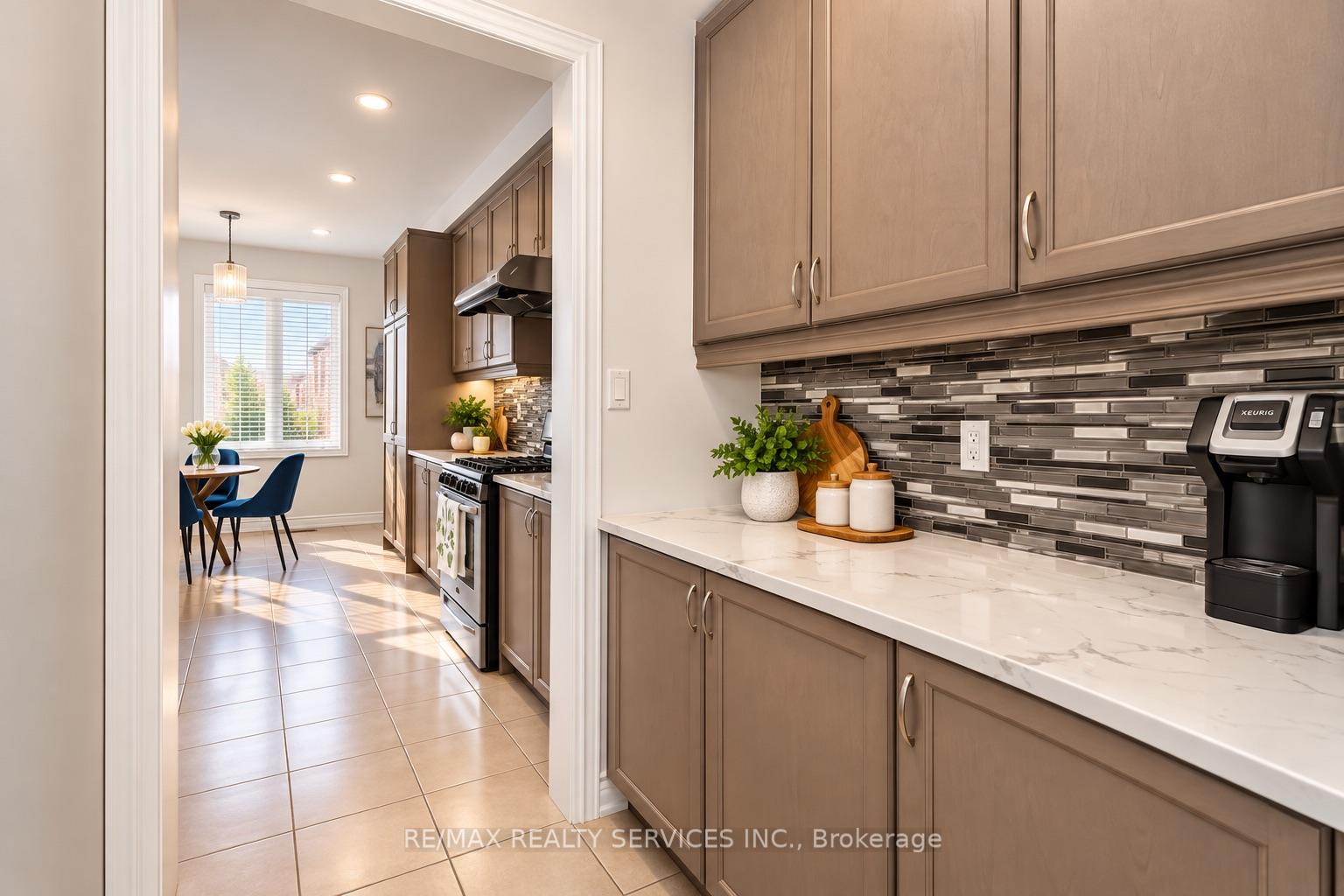 Photo 13 of 5452 Meadowcrest Avenue, Mississauga, Churchill Meadows — HOMEH