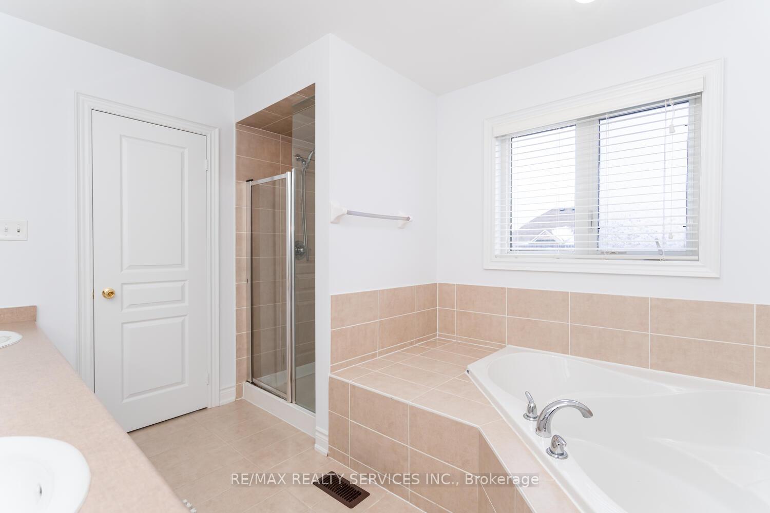 Photo 29 of 5452 Meadowcrest Avenue, Mississauga, Churchill Meadows — HOMEH
