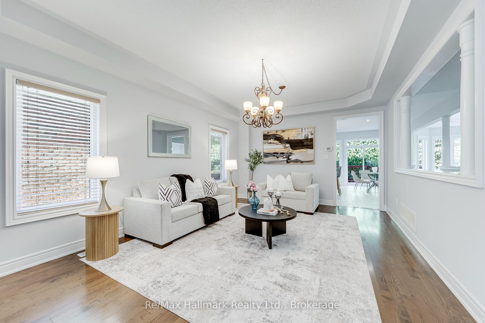 Photo 5 of 2241 Adirondak Trail, Oakville, Westmount — HOMEH