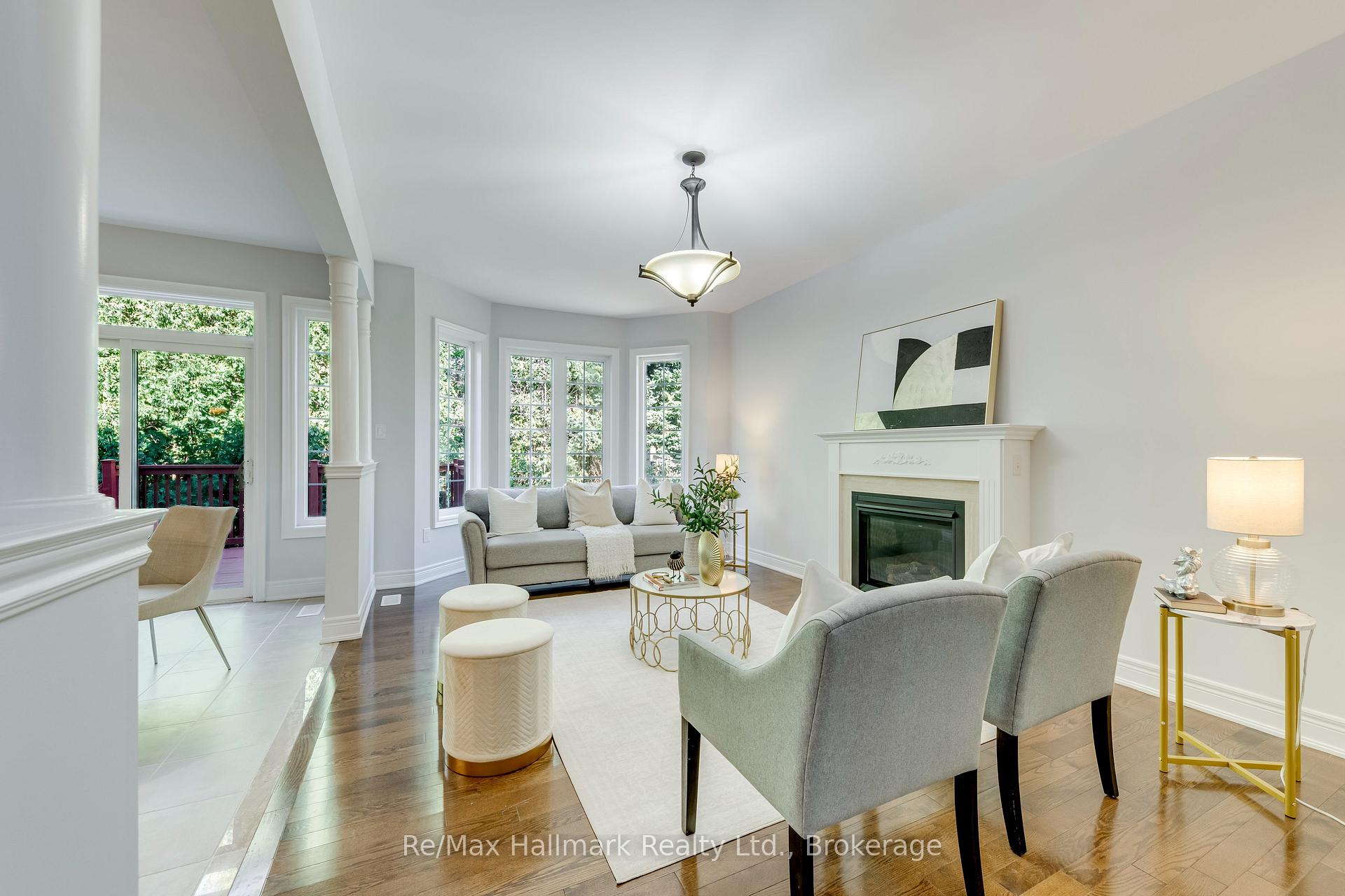 Photo 6 of 2241 Adirondak Trail, Oakville, Westmount — HOMEH