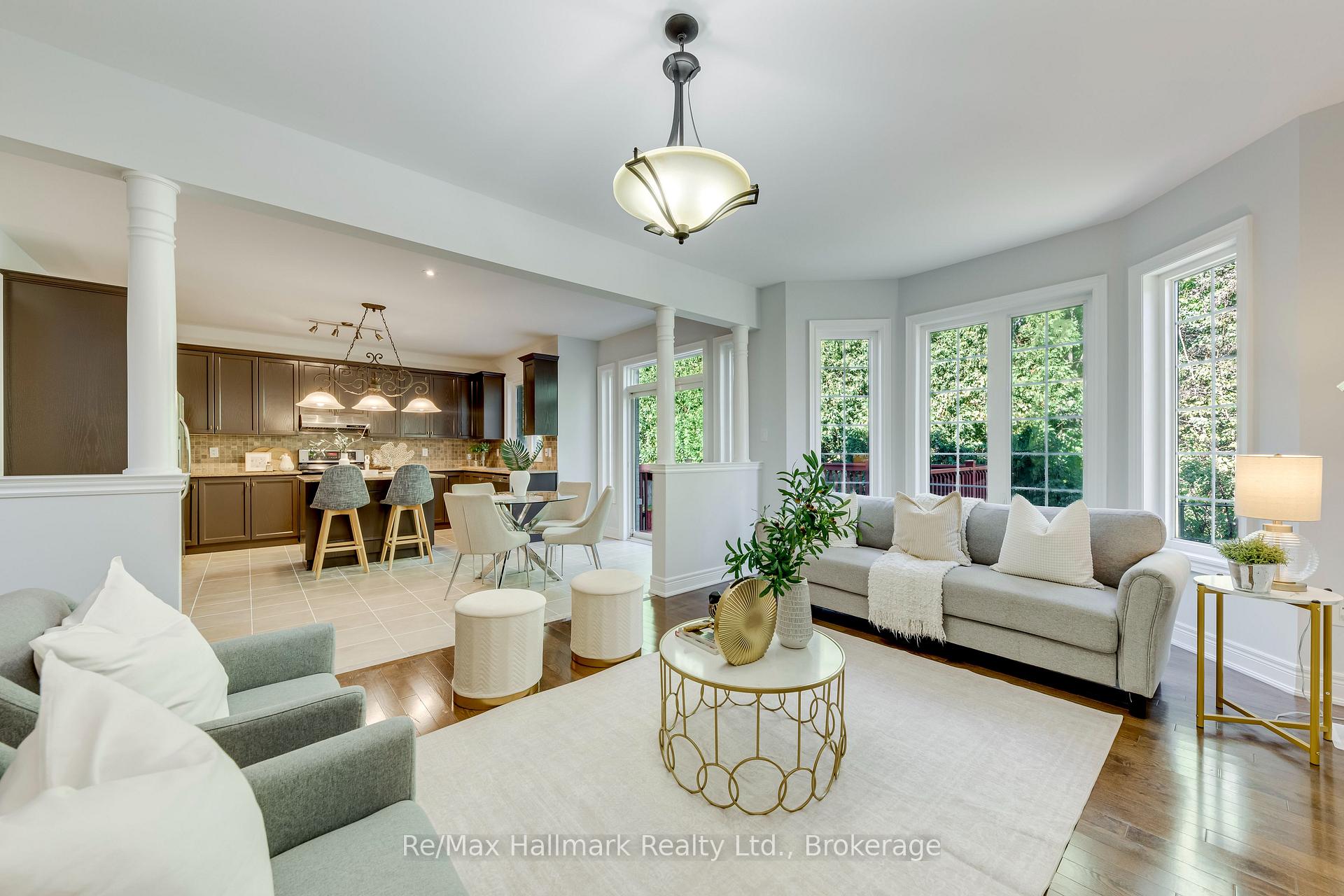 Photo 4 of 2241 Adirondak Trail, Oakville, Westmount — HOMEH