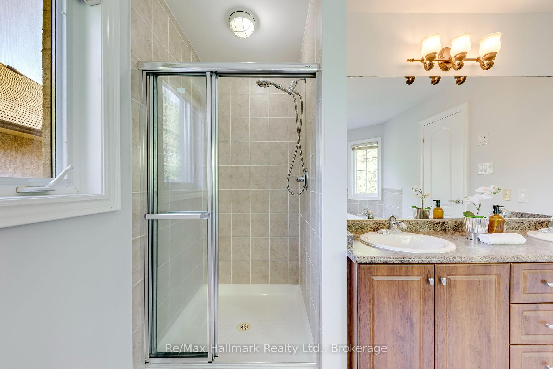 Photo 27 of 2241 Adirondak Trail, Oakville, Westmount — HOMEH