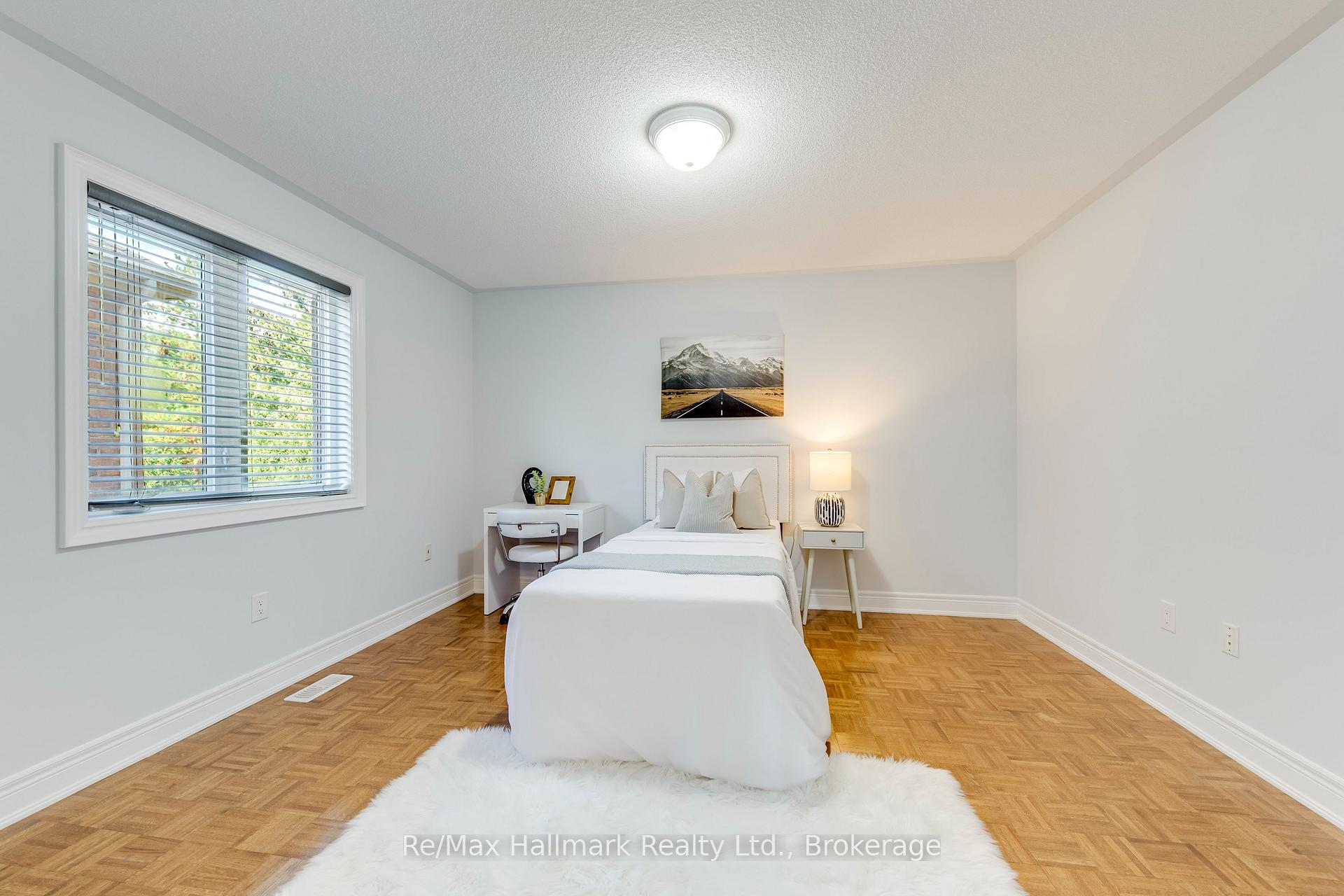 Photo 28 of 2241 Adirondak Trail, Oakville, Westmount — HOMEH
