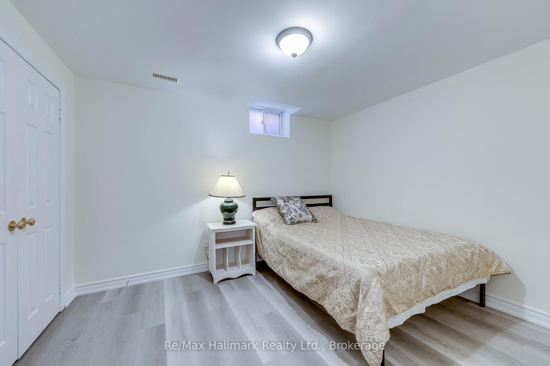 Photo 46 of 2241 Adirondak Trail, Oakville, Westmount — HOMEH