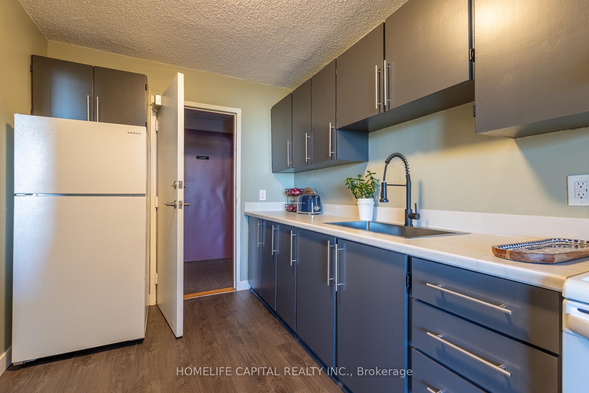 Photo 11 of Unit 408, 665 Bathgate Drive, Ottawa, Carson Meadows — HOMEH