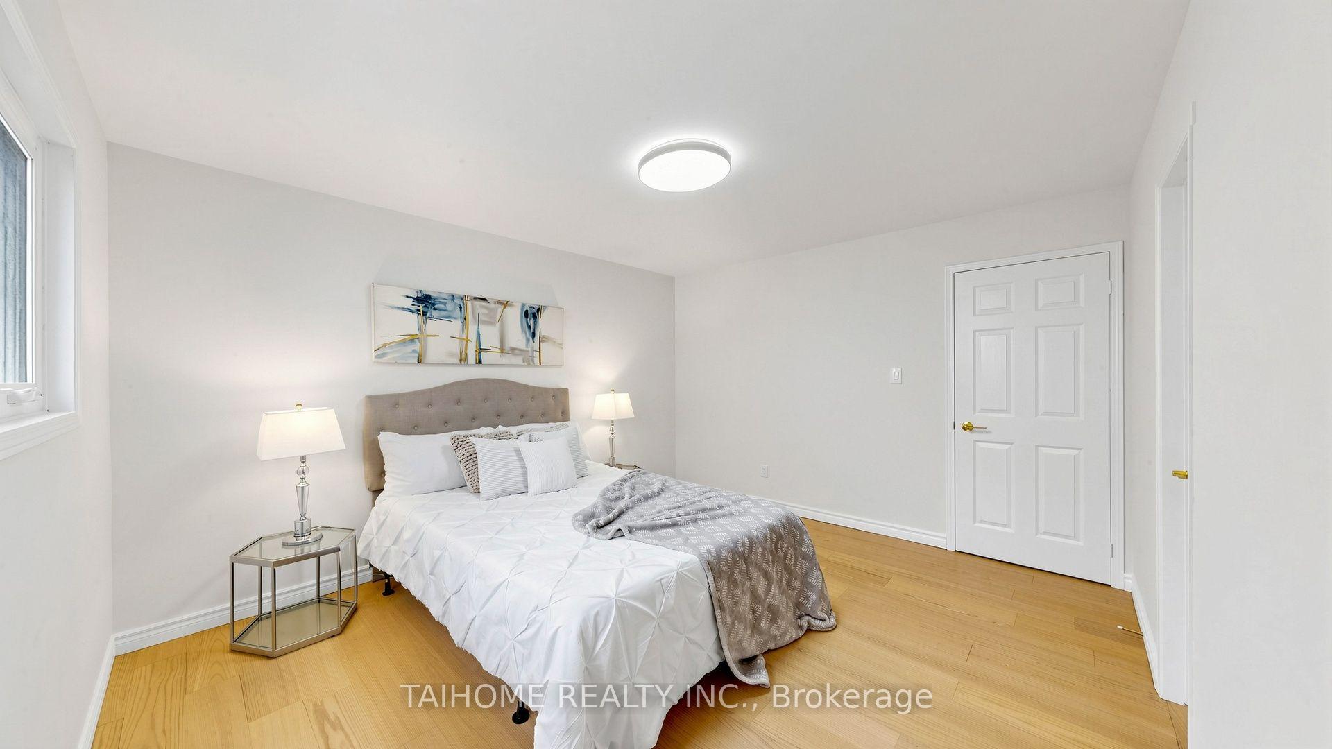 Photo 26 of 3573 Colonial Drive, Mississauga, Erin Mills — HOMEH