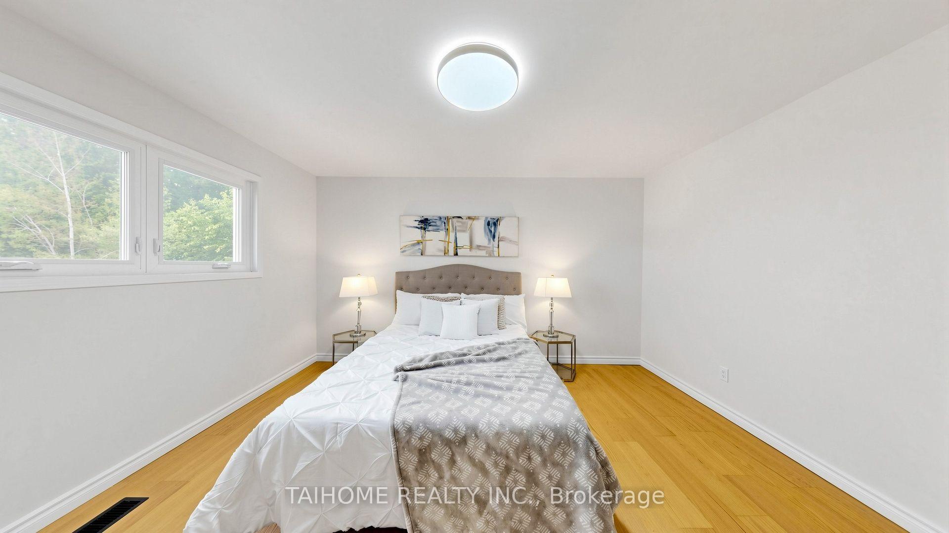 Photo 27 of 3573 Colonial Drive, Mississauga, Erin Mills — HOMEH